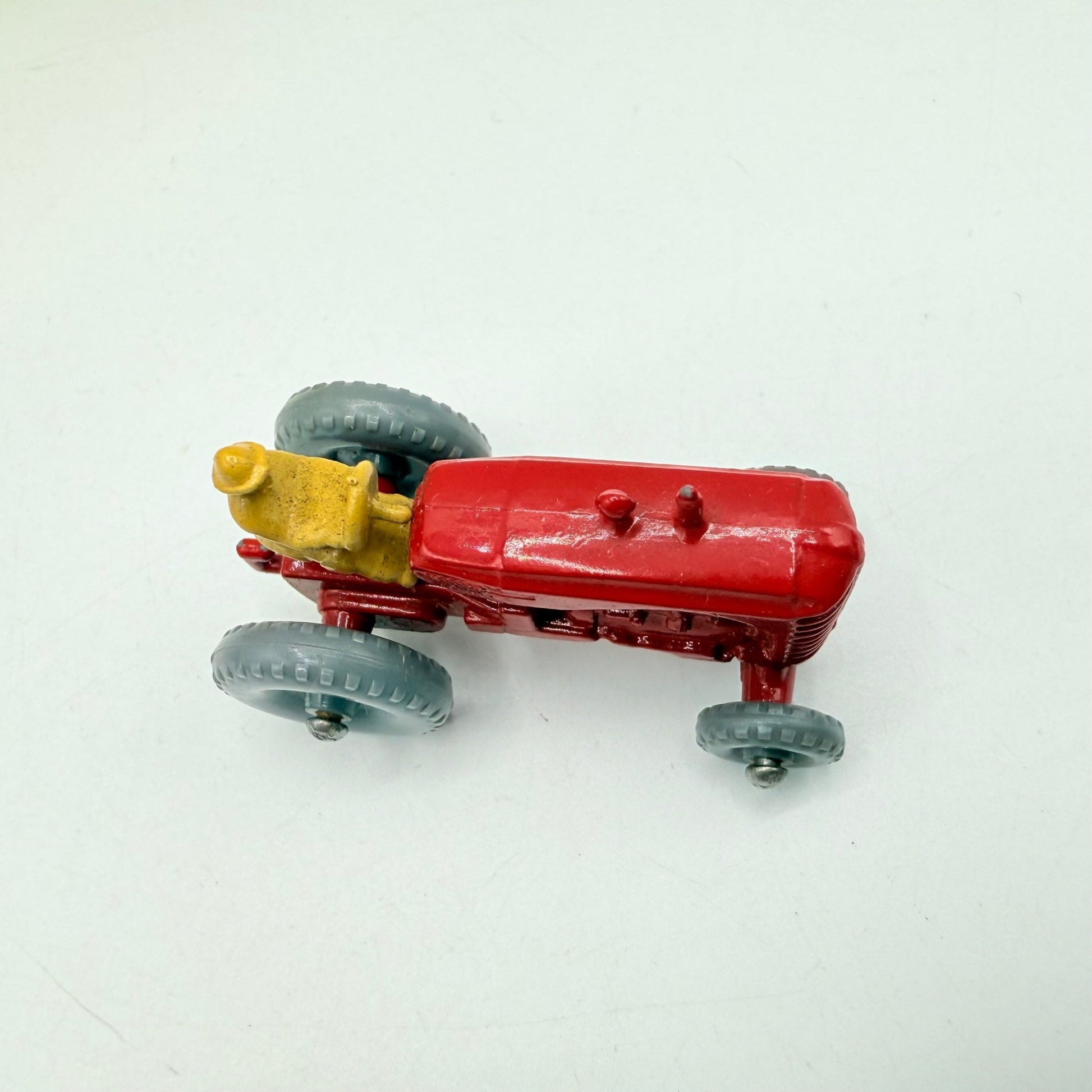 Matchbox Lesney 4b Massey Harris Tractor GPW - Magic Matchbox