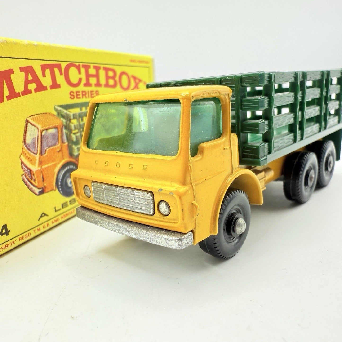 Matchbox Lesney 4d Dodge Stake Truck - Magic Matchbox