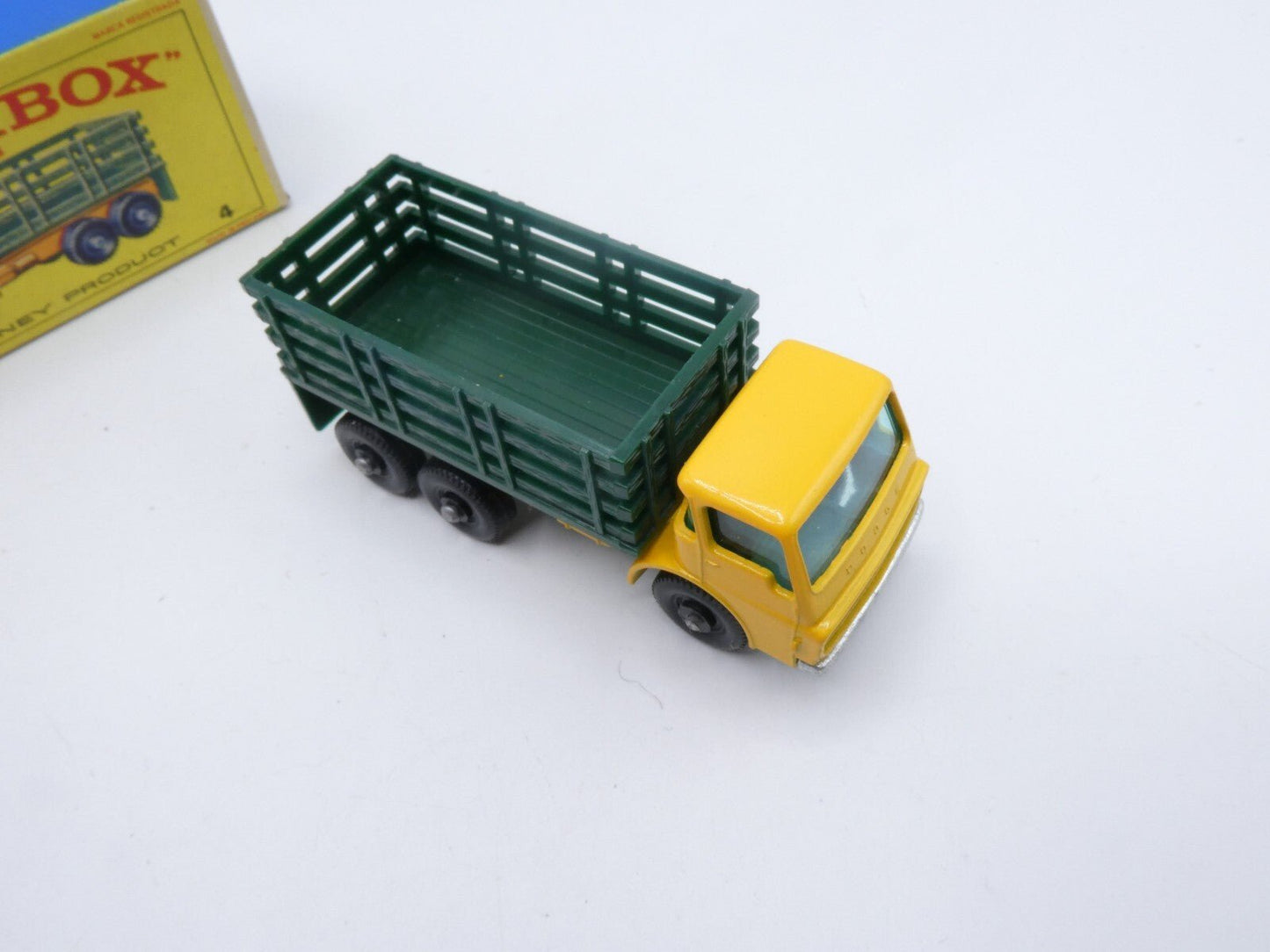 Matchbox Lesney 4d Dodge Stake Truck - Magic Matchbox