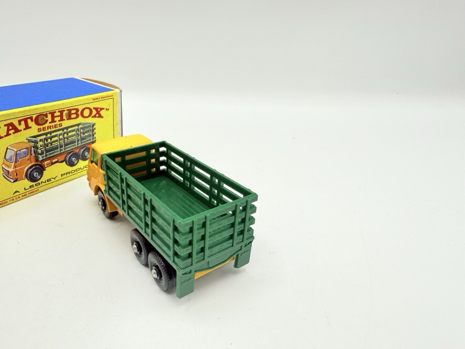 Matchbox Lesney 4d Dodge Stake Truck - Magic Matchbox