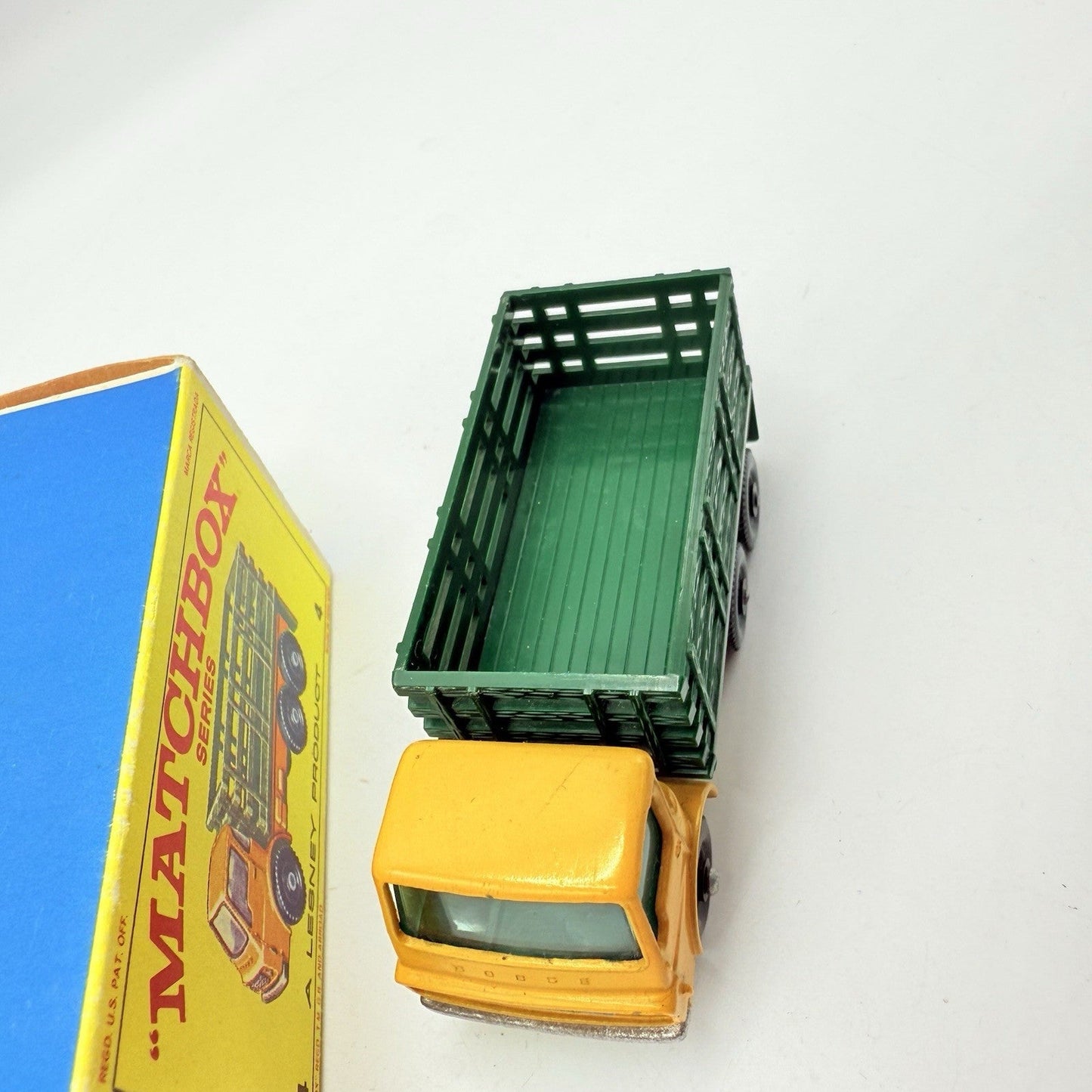 Matchbox Lesney 4d Dodge Stake Truck - Magic Matchbox