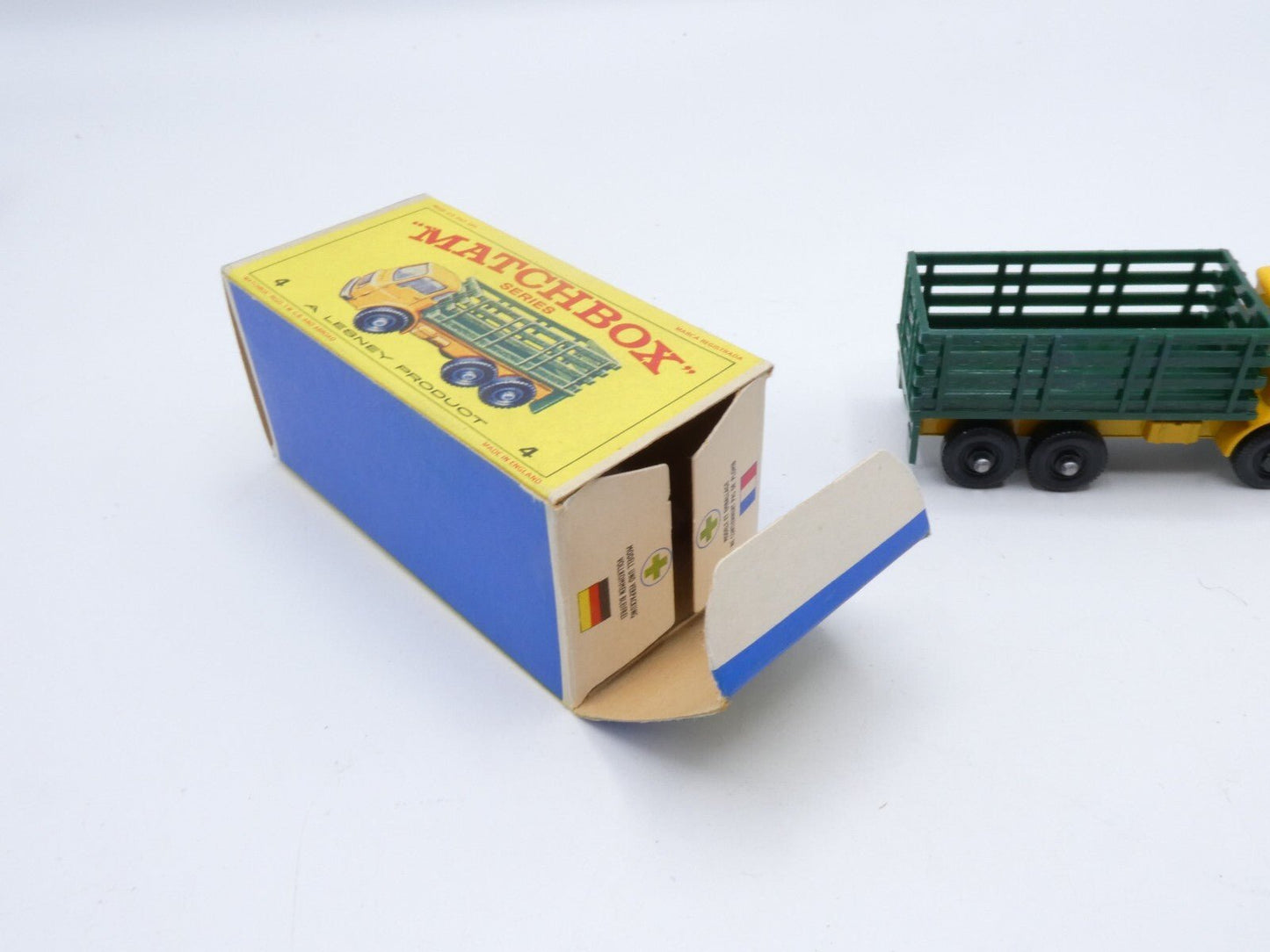 Matchbox Lesney 4d Dodge Stake Truck - Magic Matchbox