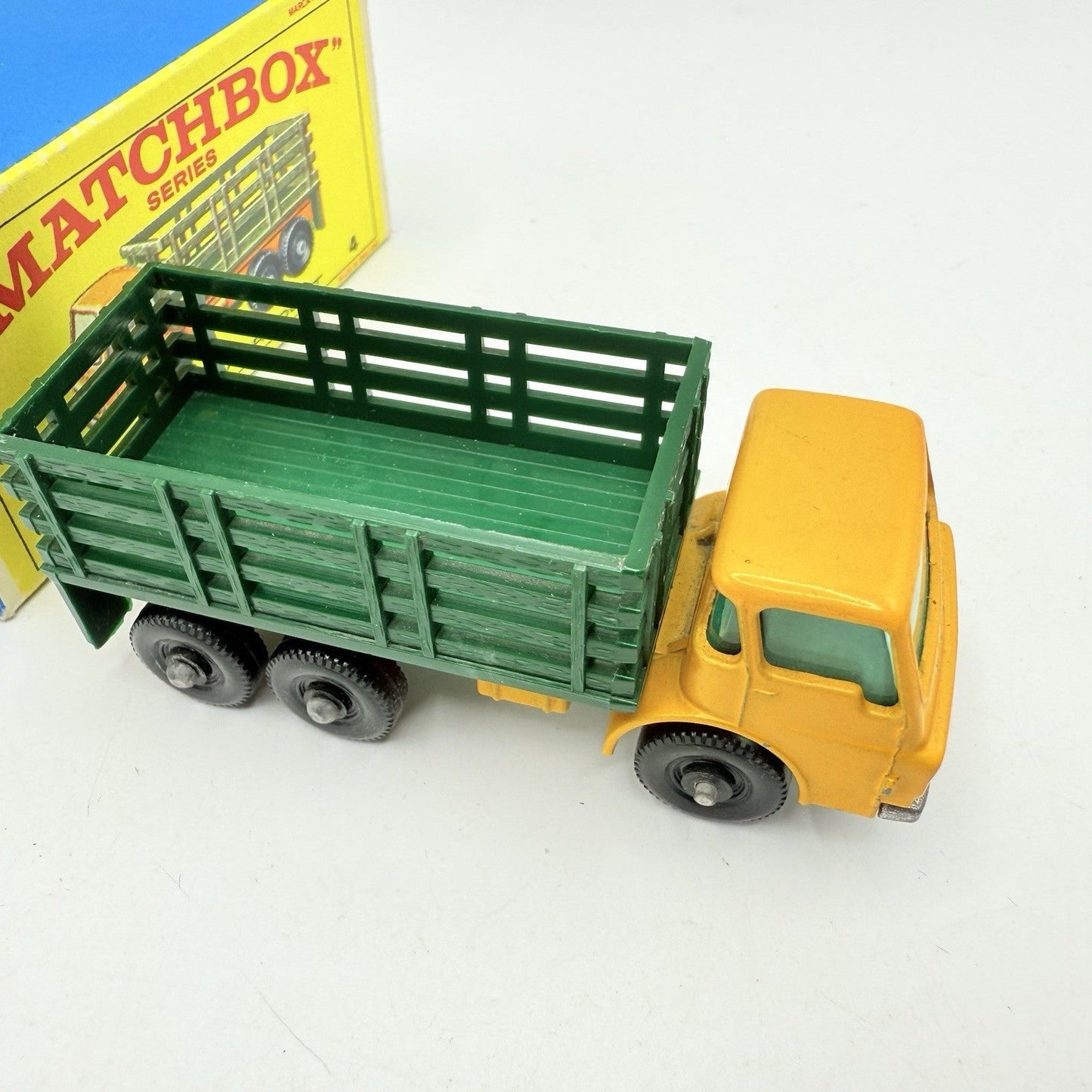 Matchbox Lesney 4d Dodge Stake Truck - Magic Matchbox