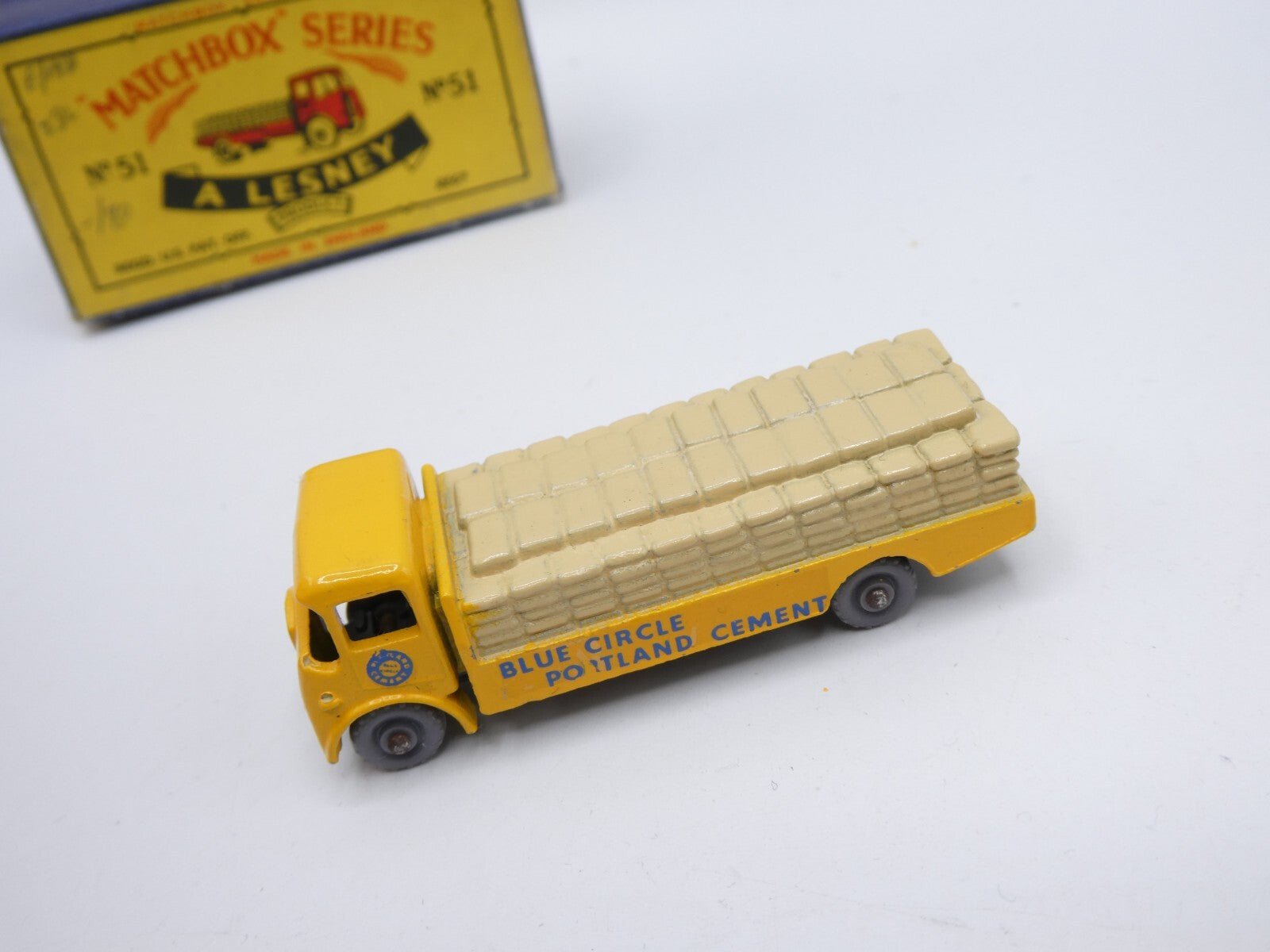 Matchbox Lesney 51a Albion Chieftain Blue Circle Portland Cement - GPW - Magic Matchbox