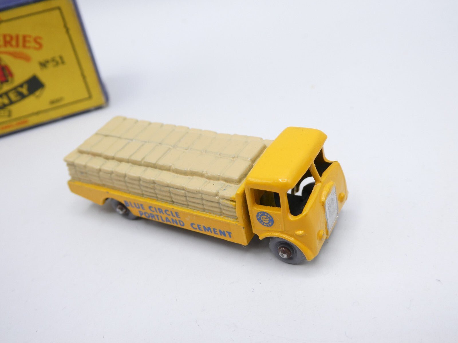 Matchbox Lesney 51a Albion Chieftain Blue Circle Portland Cement - GPW - Magic Matchbox