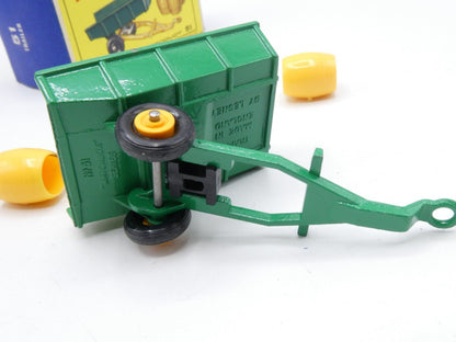 Matchbox Lesney 51b Farm Trailer with Black Tyres - Magic Matchbox