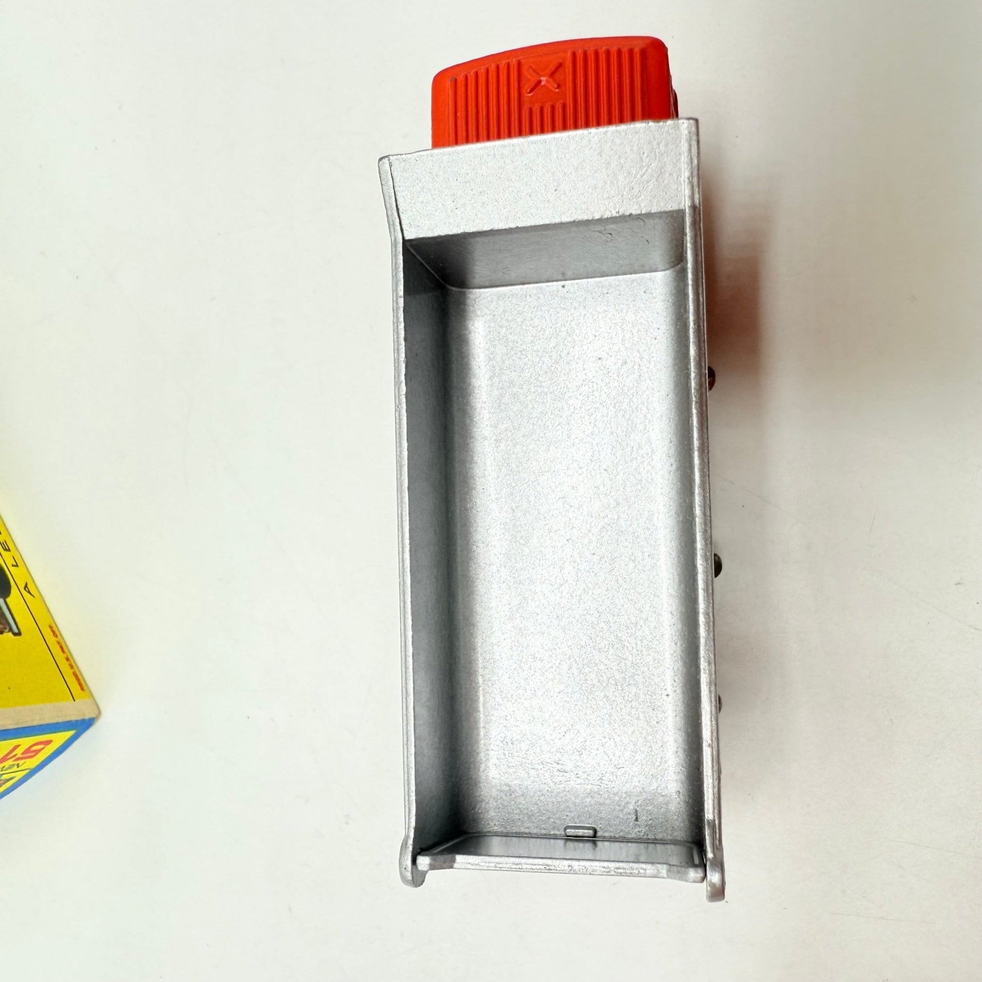 Matchbox Lesney 51c 8 Wheel Tipper with Douglas Label - Magic Matchbox