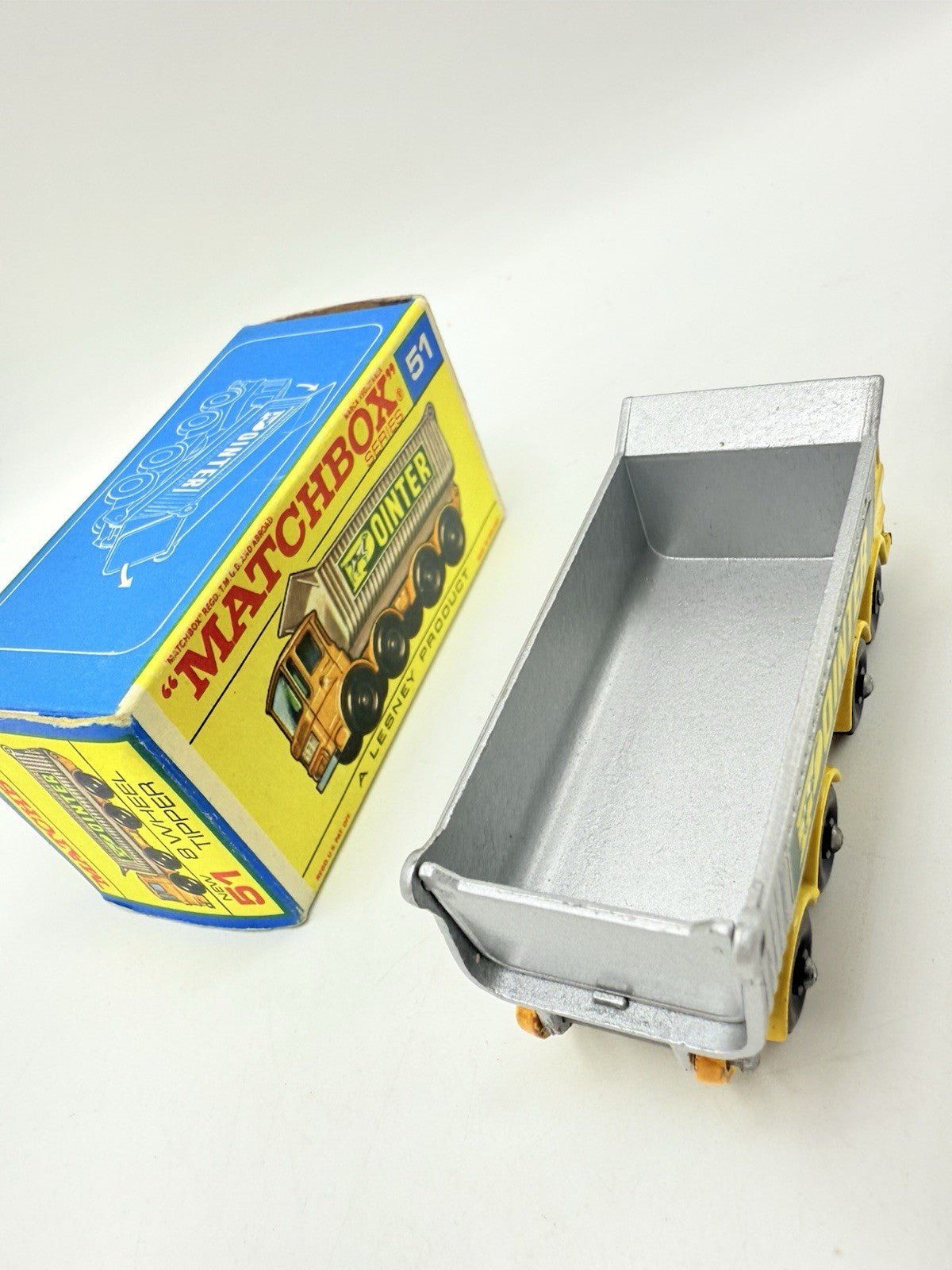 Matchbox Lesney 51c Douglas 8 Wheel Tipper - Magic Matchbox