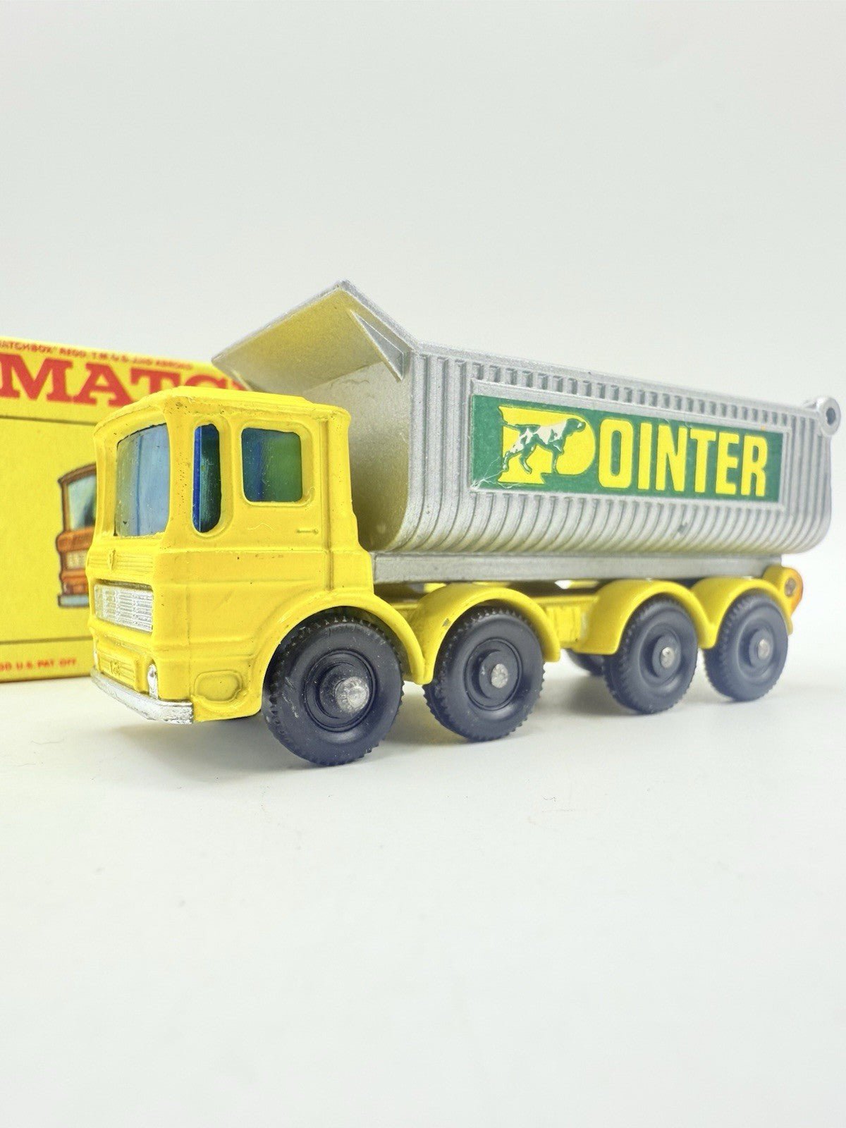 Matchbox Lesney 51c Douglas 8 Wheel Tipper - Magic Matchbox