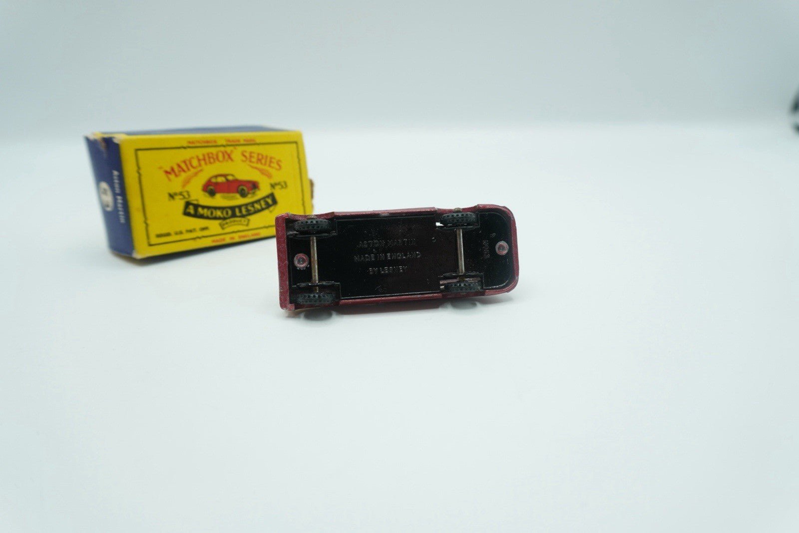 Matchbox Lesney 53a Aston Martin DB2 - 4 METALLIC RED & BPW Damaged Box - Magic Matchbox