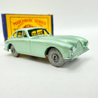Matchbox Lesney 53a Aston Martin DB2 - 4 MkI - Magic Matchbox