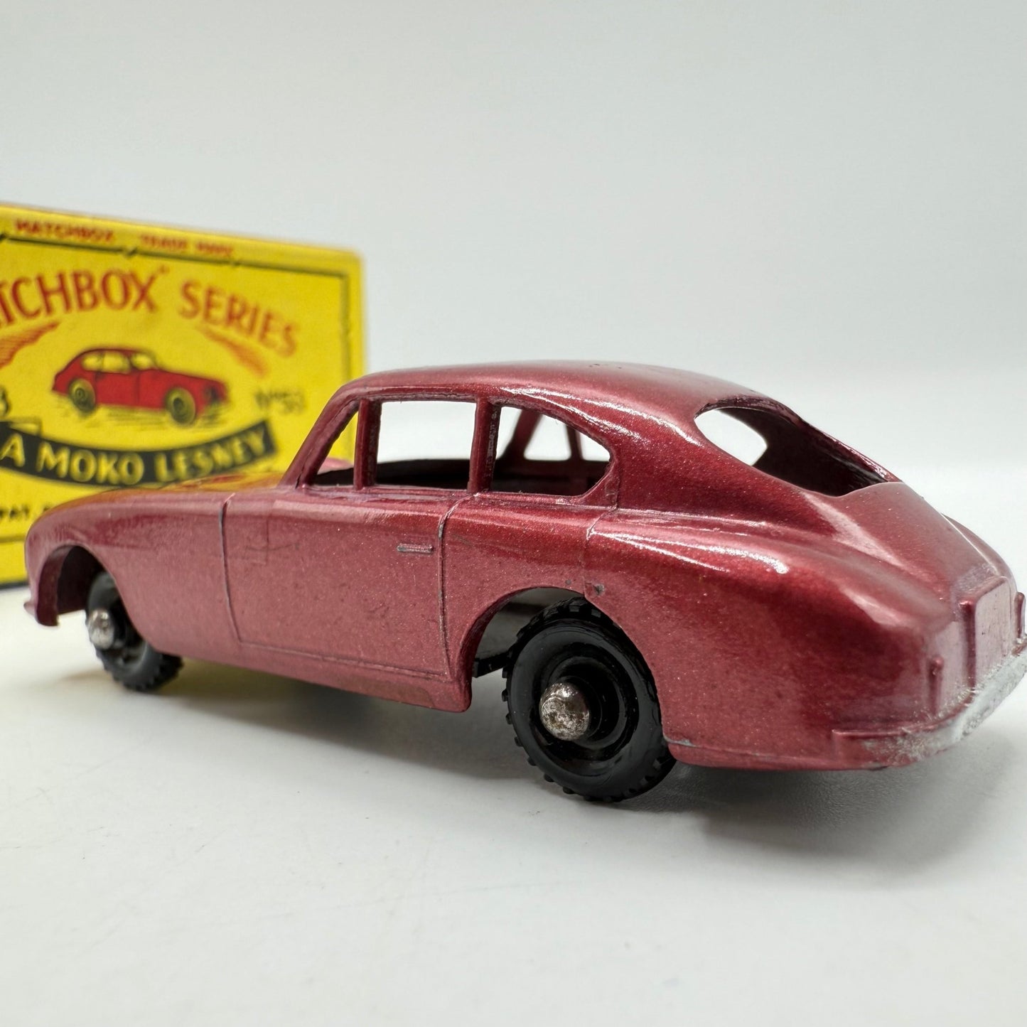 Matchbox Lesney 53a Aston Martin DB2/4 BPW MET RED BODY - Magic Matchbox
