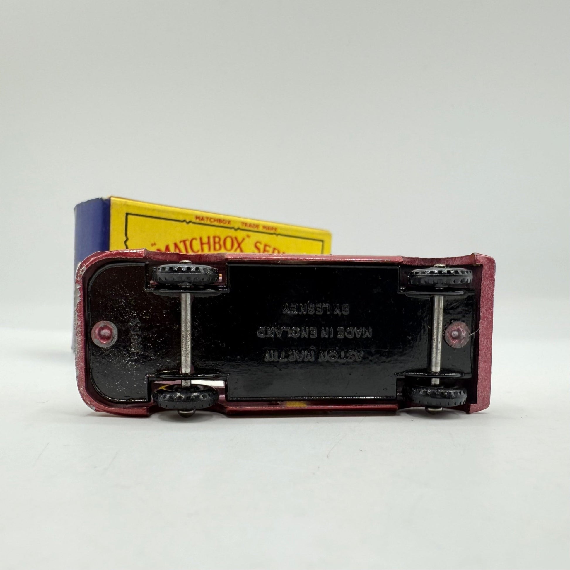 Matchbox Lesney 53a Aston Martin DB2/4 BPW MET RED BODY - Magic Matchbox
