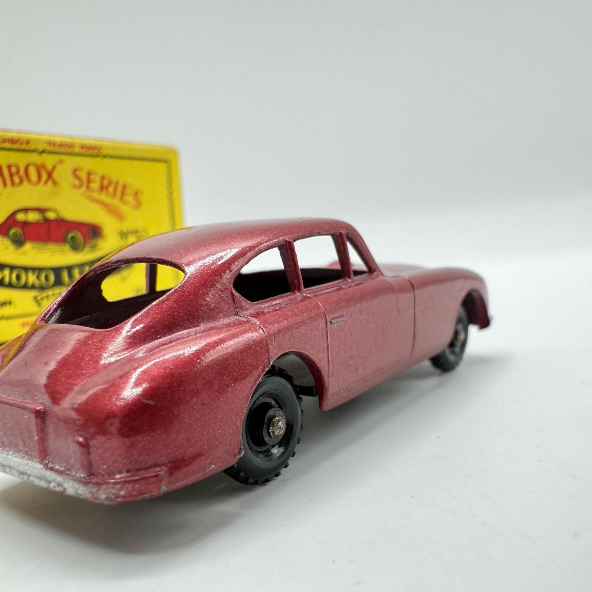 Matchbox Lesney 53a Aston Martin DB2/4 BPW MET RED BODY - Magic Matchbox