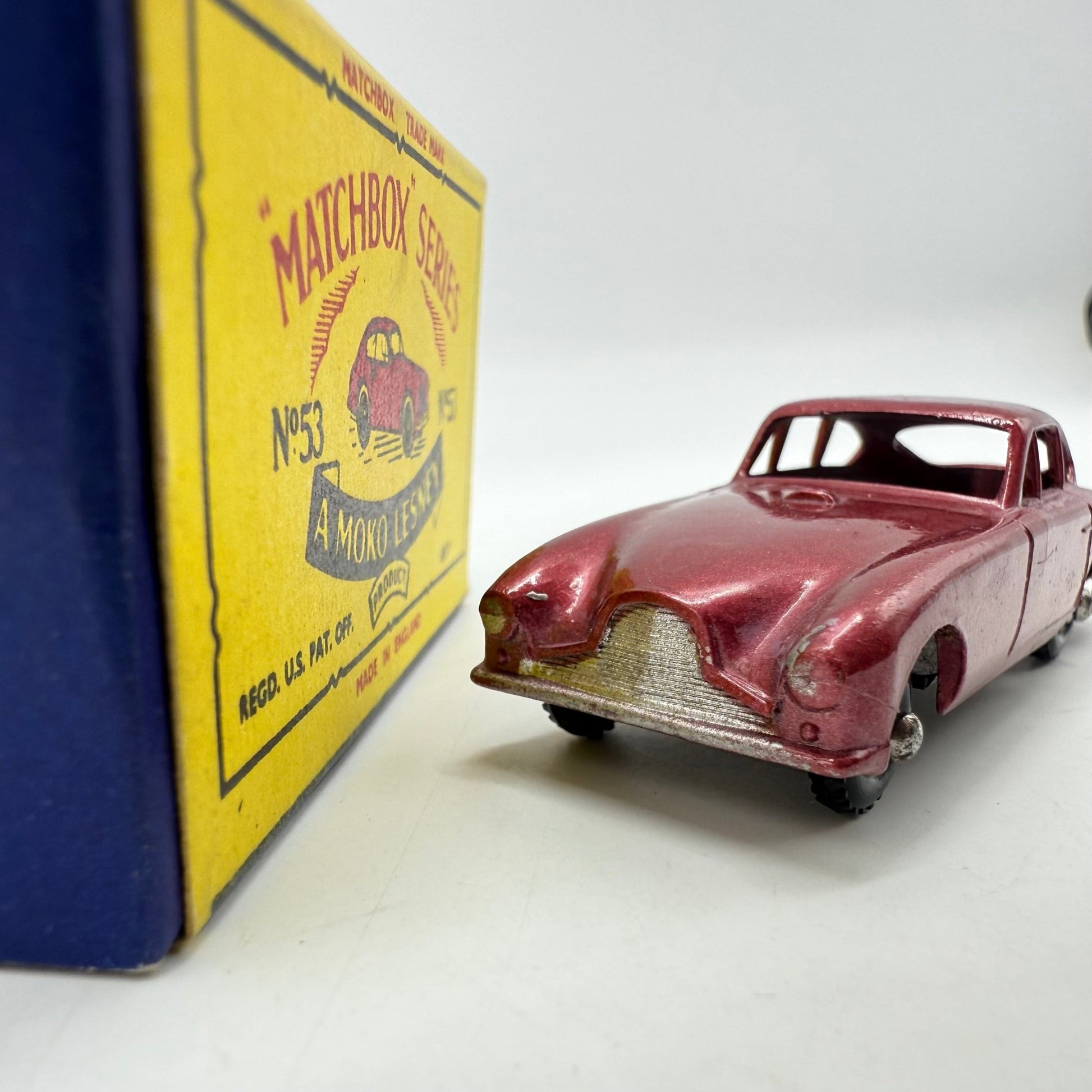 Matchbox Lesney 53a Aston Martin DB2/4 BPW MET RED BODY - Magic Matchbox