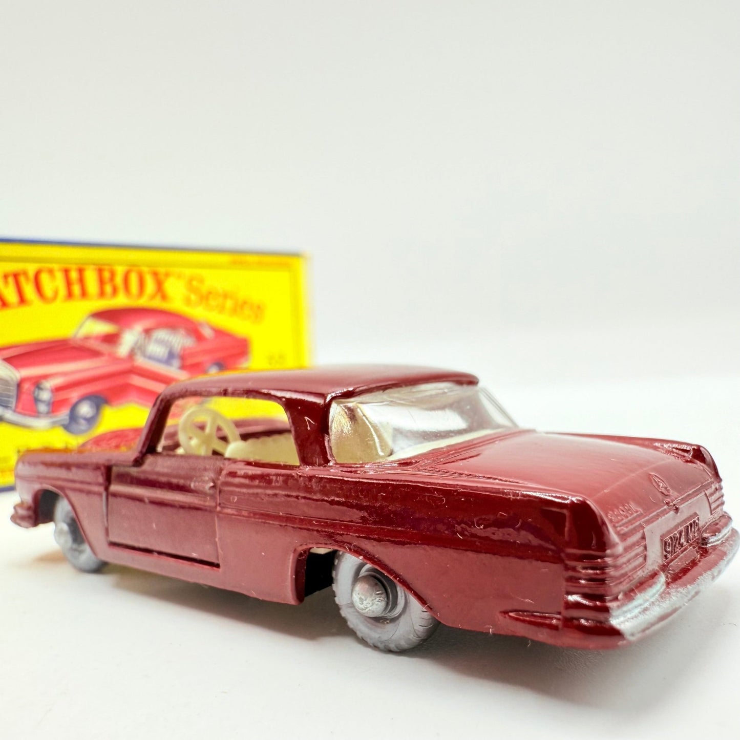Matchbox Lesney 53b Mercedes - Benz Coupe with SPW - Magic Matchbox