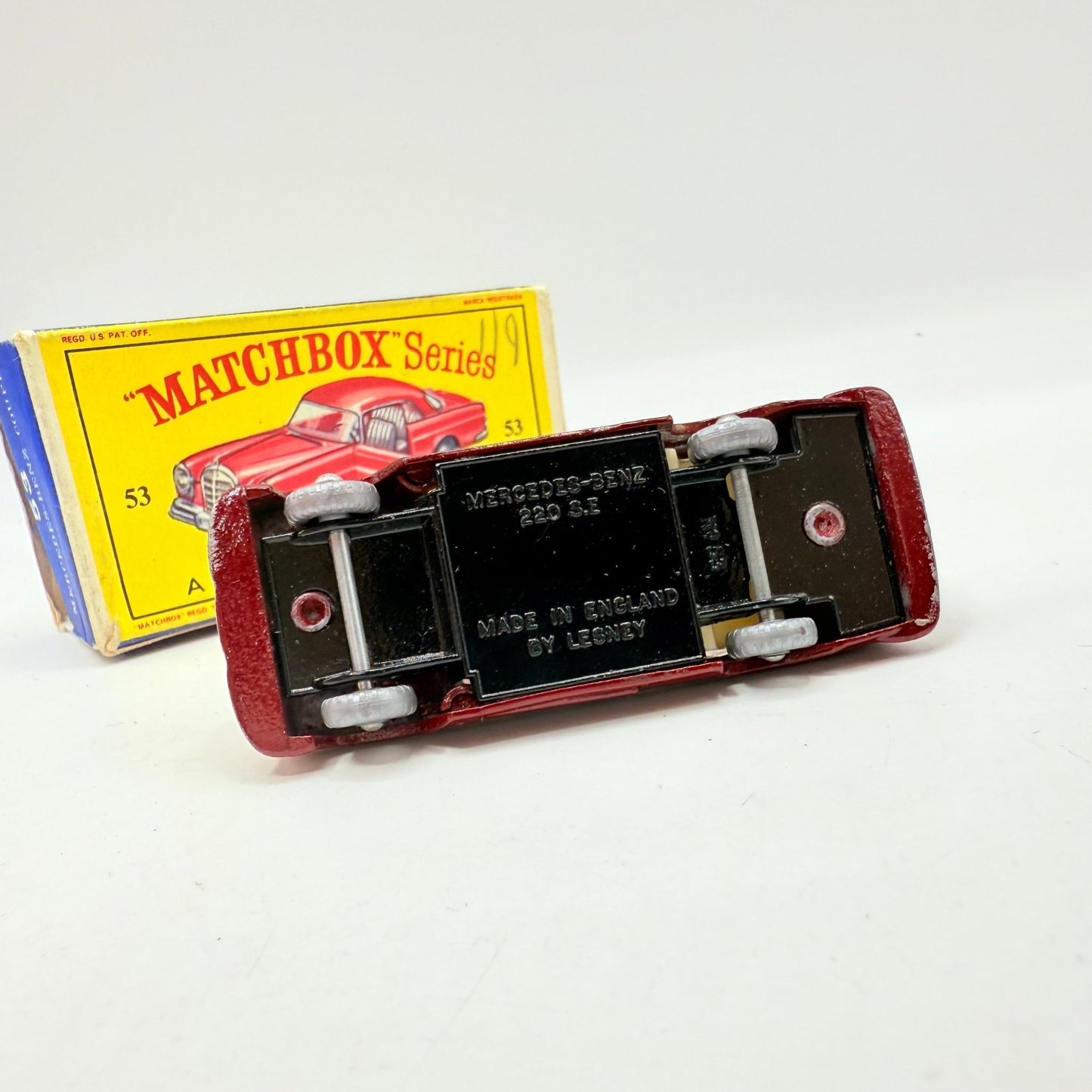 Matchbox Lesney 53b Mercedes - Benz Coupe with SPW - Magic Matchbox