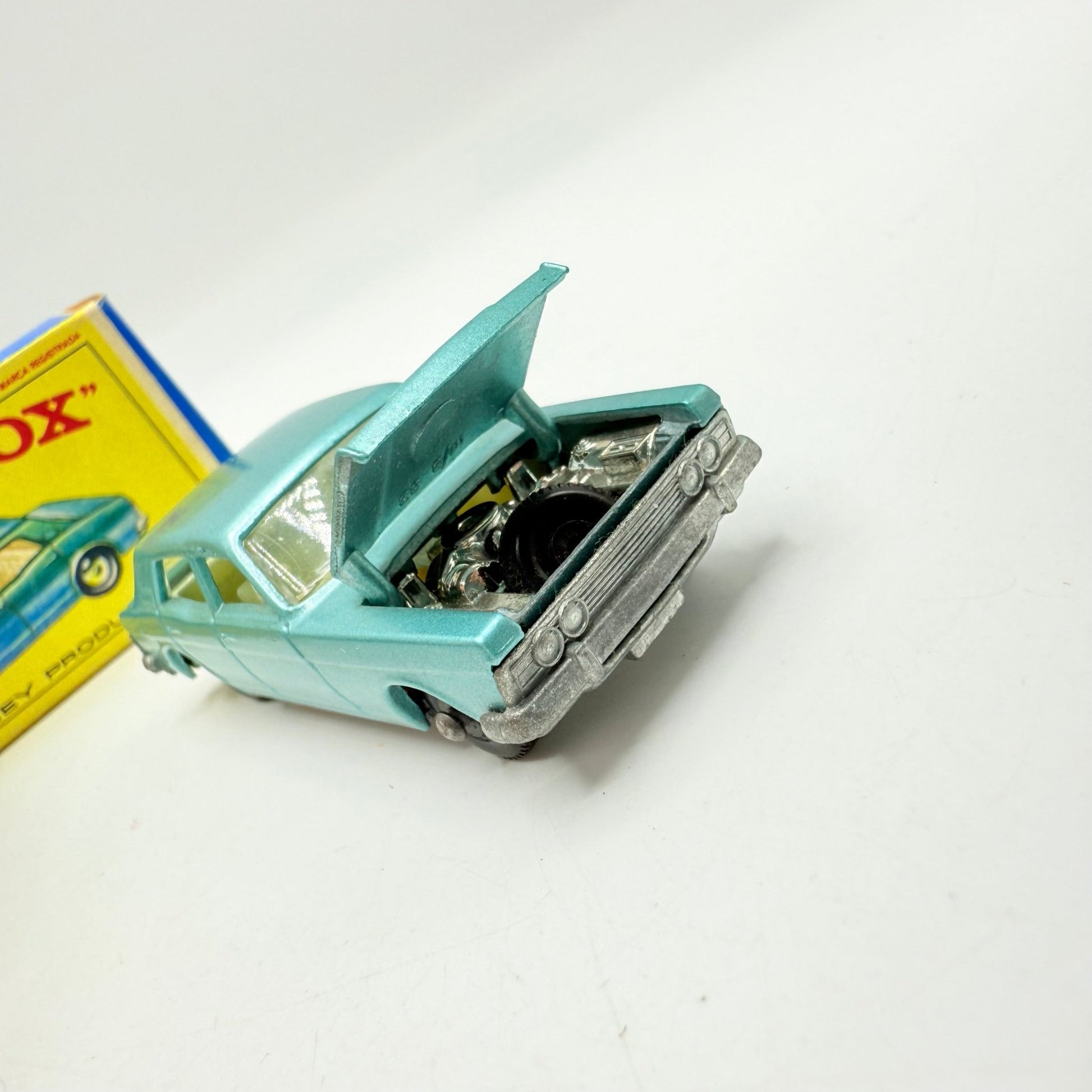 Matchbox Lesney 53c Ford Zodiac MKIV - Magic Matchbox