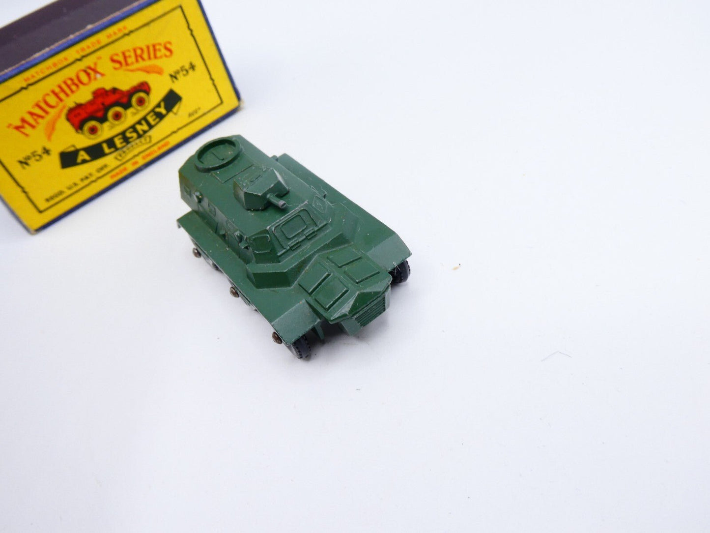 Matchbox Lesney 54a Saracen Personnel Carrier BPW - Magic Matchbox
