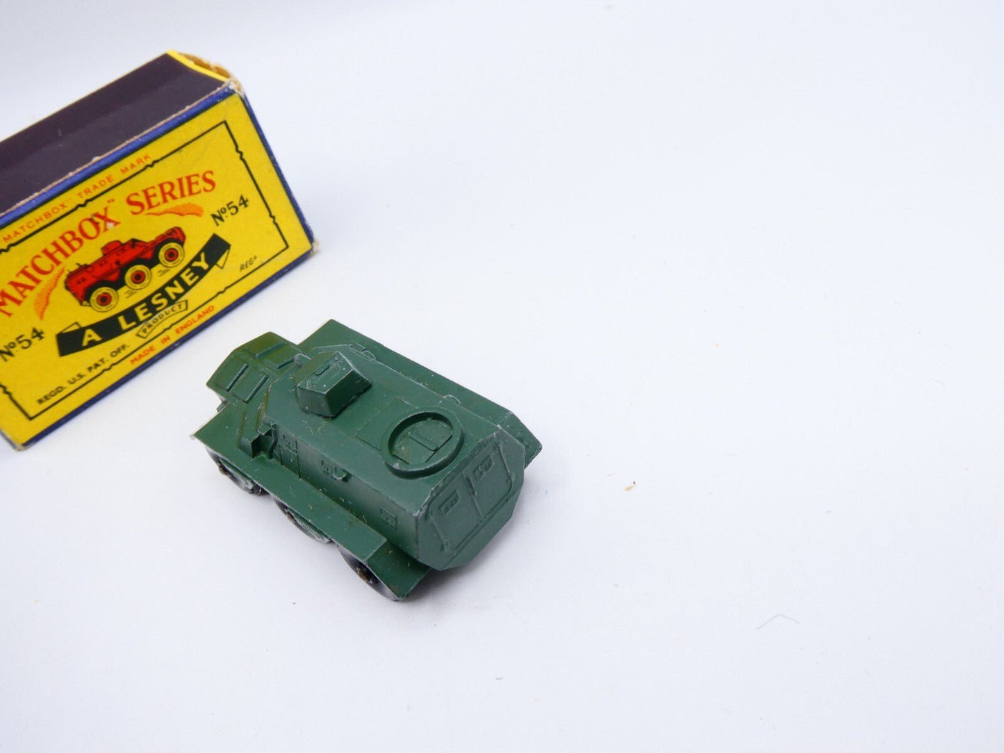 Matchbox Lesney 54a Saracen Personnel Carrier BPW - Magic Matchbox