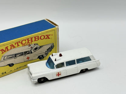 Matchbox Lesney 54b Cadillac Ambulance - Magic Matchbox