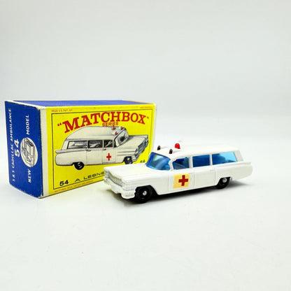Matchbox Lesney 54b Cadillac Ambulance - Magic Matchbox