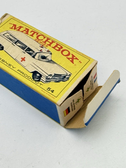 Matchbox Lesney 54b Cadillac Ambulance - Magic Matchbox