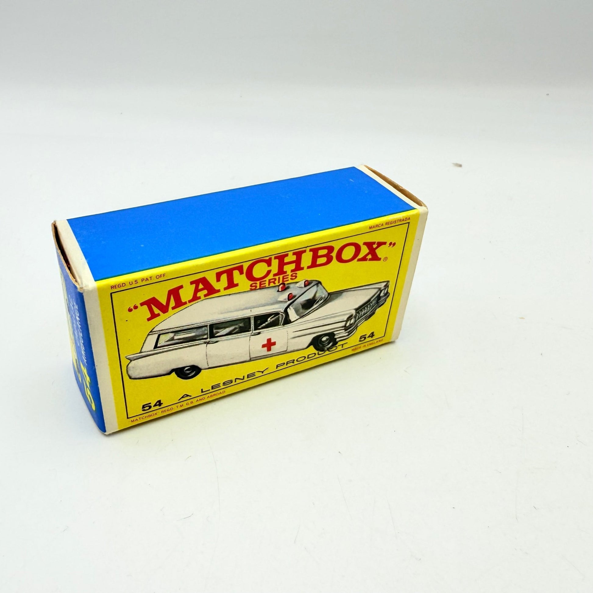 Matchbox Lesney 54b Cadillac Ambulance - Magic Matchbox