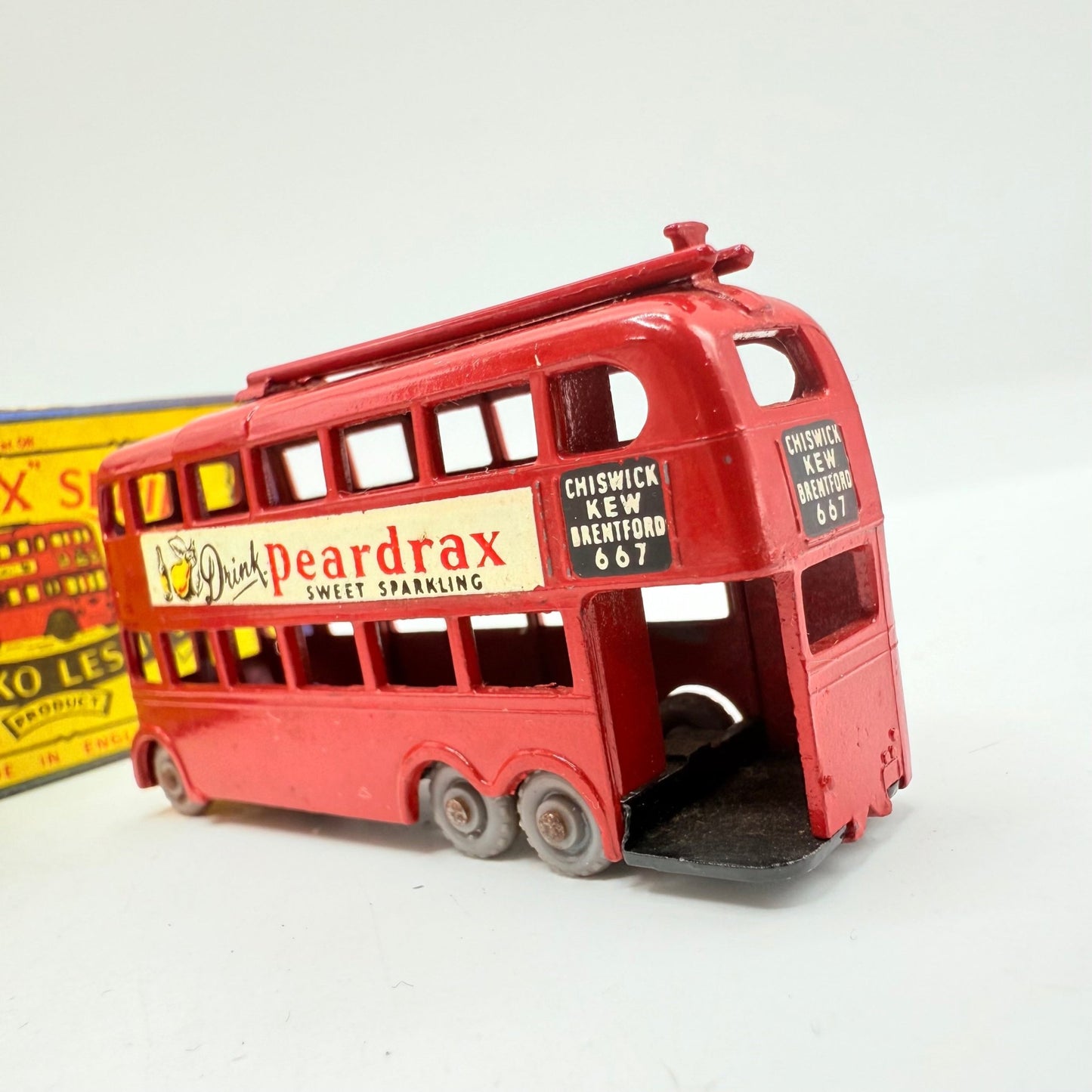 Matchbox Lesney 56a London Trolleybus "Drink Peardrax" BPW - Magic Matchbox