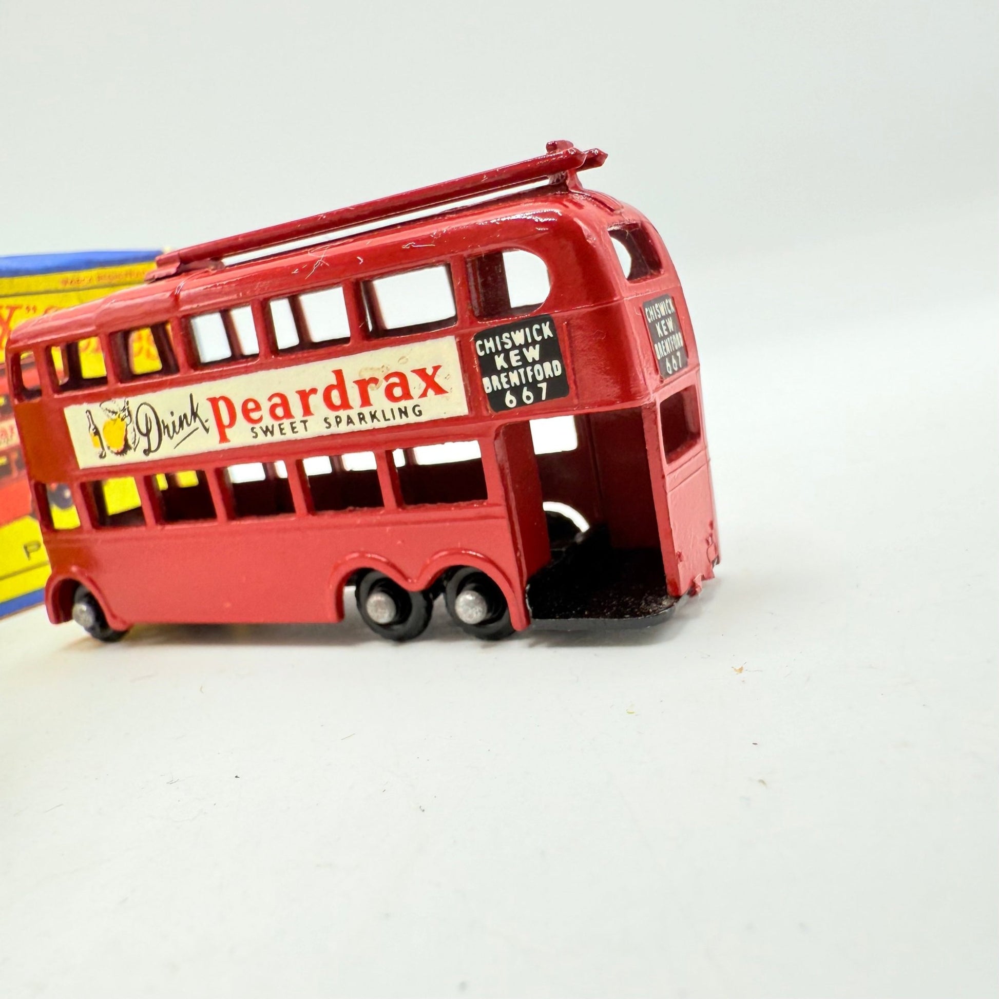 Matchbox Lesney 56a London Trolleybus "Drink Peardrax" BPW - Magic Matchbox