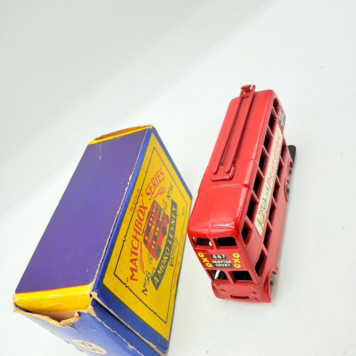 Matchbox Lesney 56a London Trolleybus "Drink Peardrax" BPW - Magic Matchbox