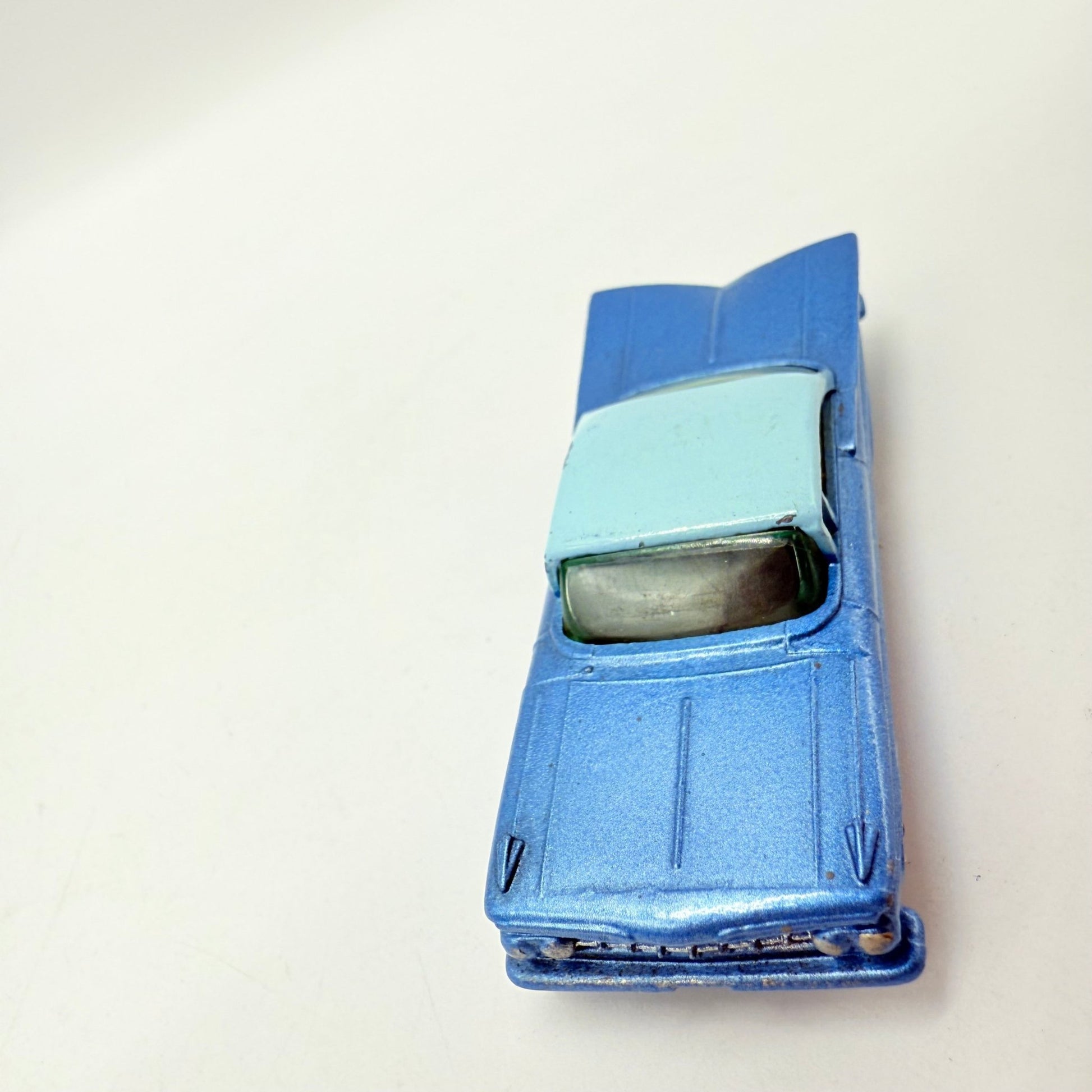 Matchbox Lesney 57b Chevrolet Impala SPW - Blue Base - Magic Matchbox