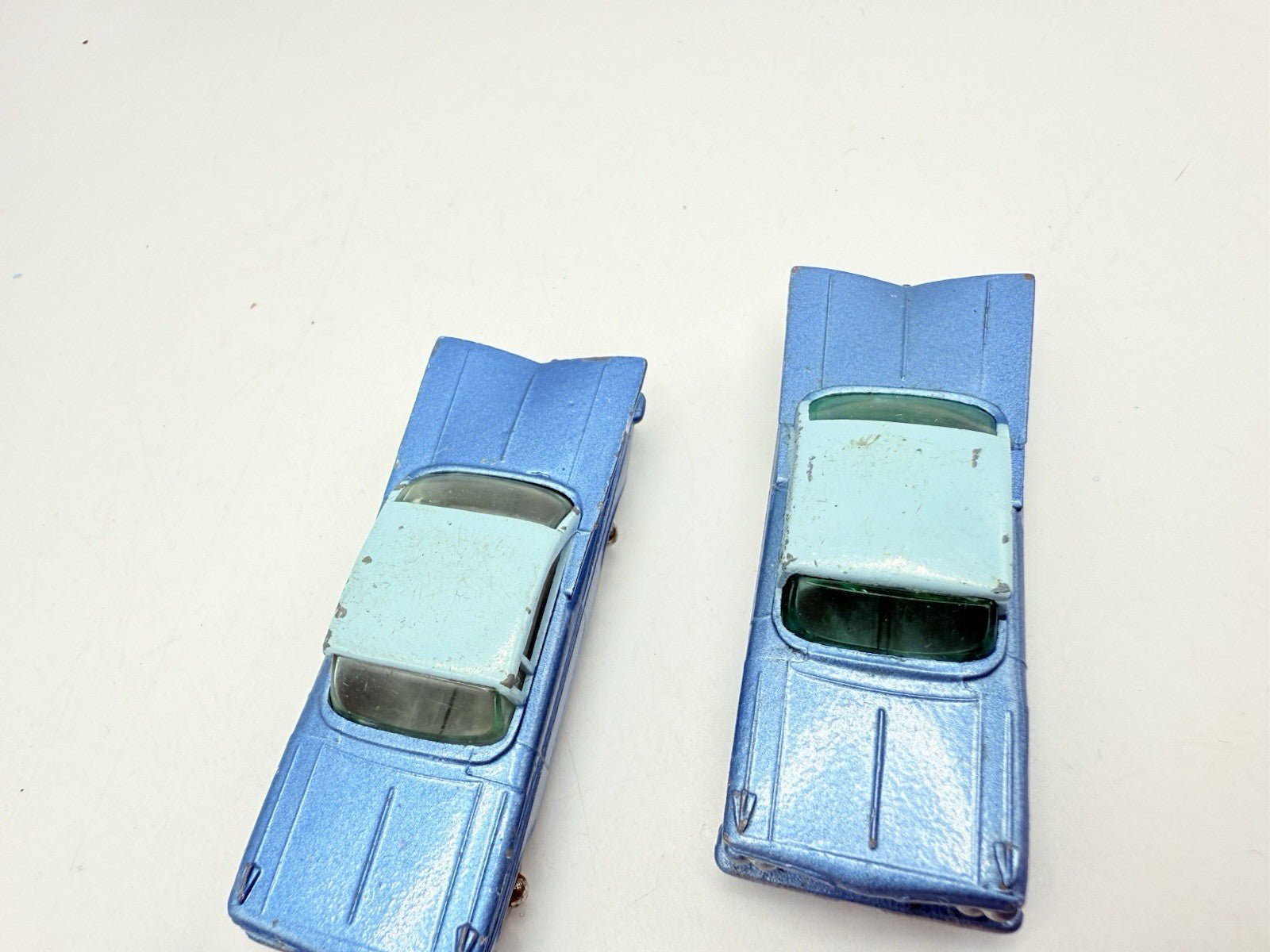 Matchbox Lesney 57b Chevrolet Impala X 2 SPW & Black Base. SPW Blue Base - Magic Matchbox