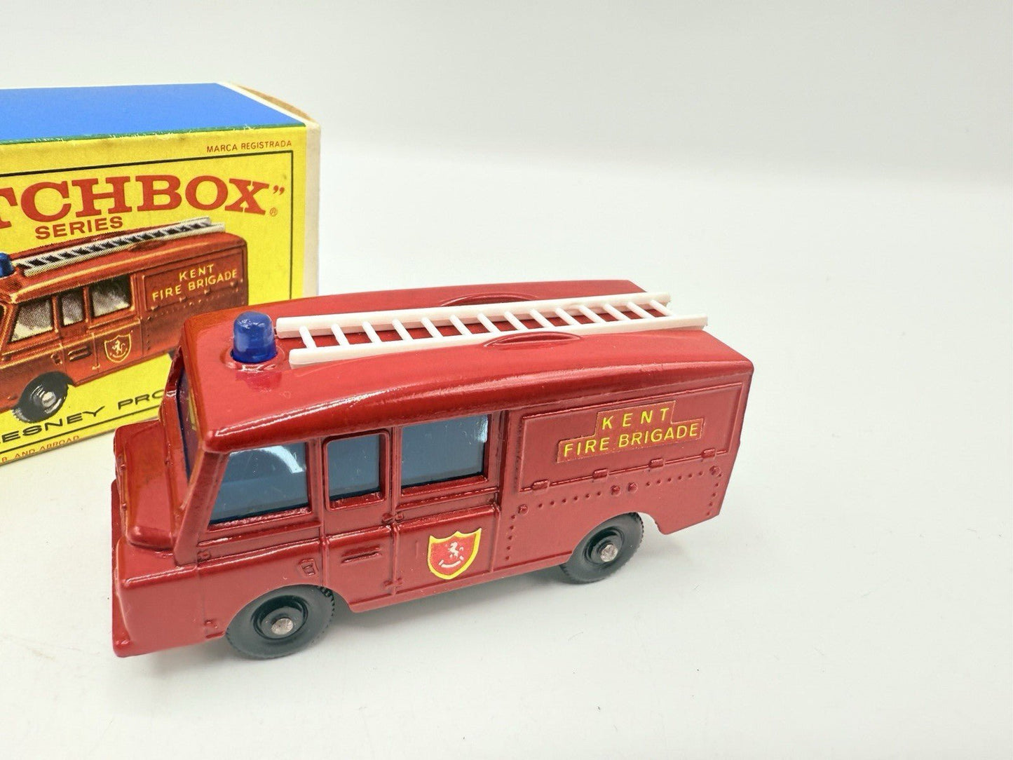 Matchbox Lesney 57c Land Rover Fire Truck - Magic Matchbox