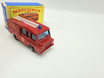 Matchbox Lesney 57c Land Rover Fire Truck - Magic Matchbox