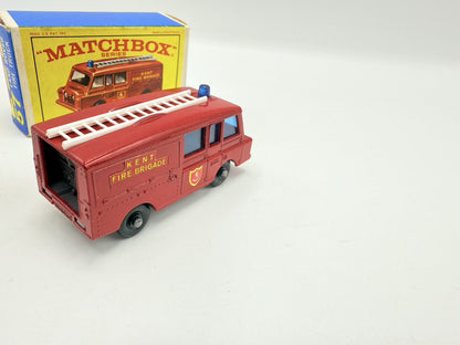 Matchbox Lesney 57c Land Rover Fire Truck - Magic Matchbox