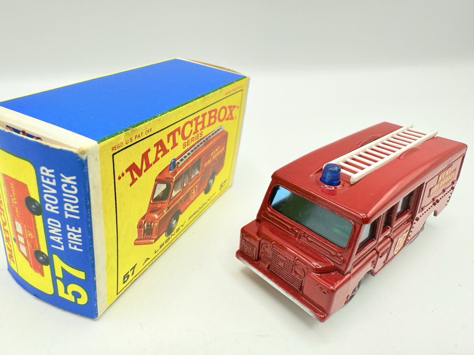 Matchbox Lesney 57c Land Rover Fire Truck - Magic Matchbox