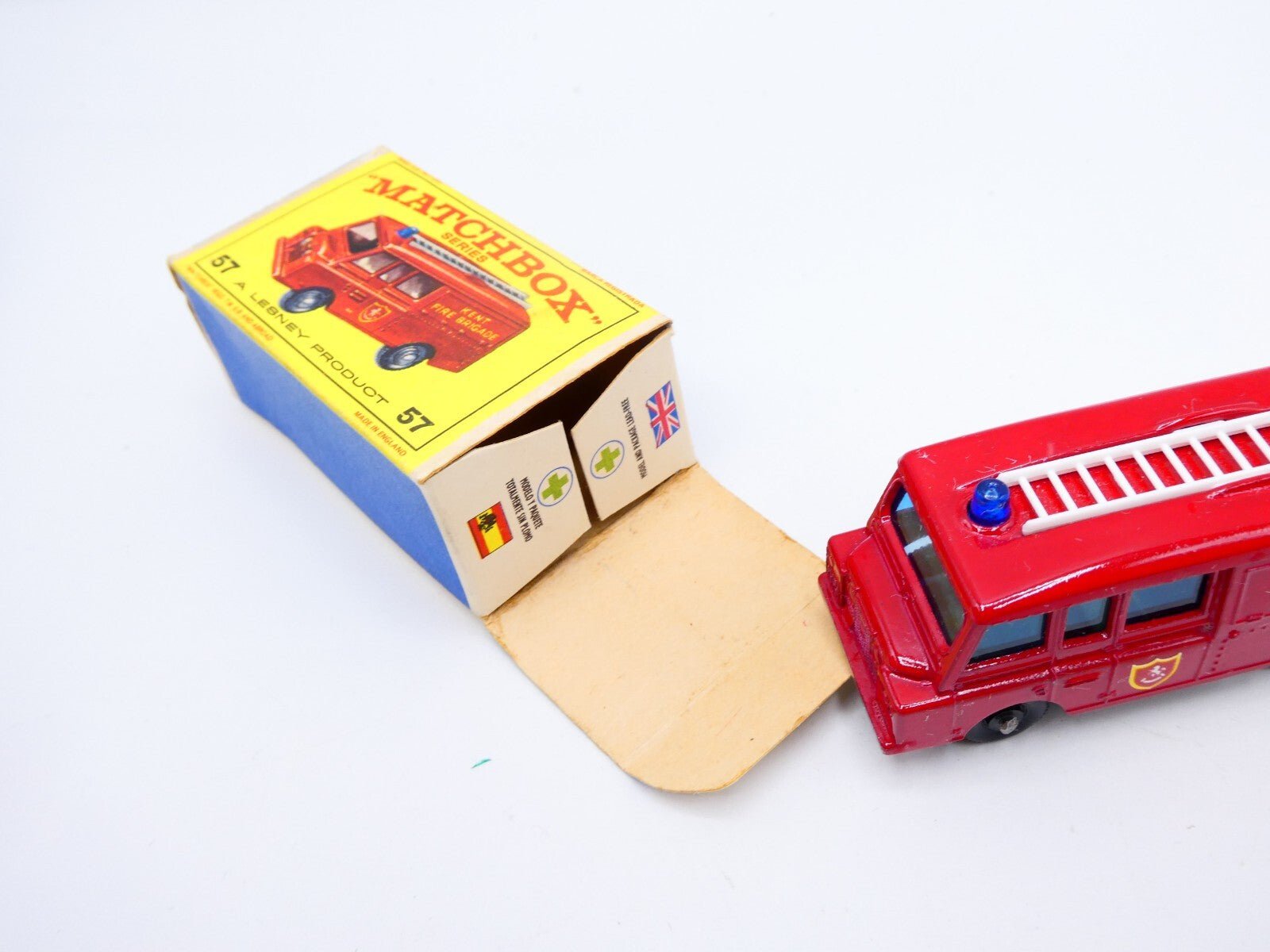 Matchbox Lesney 57c Land Rover Fire Truck BPW - Magic Matchbox