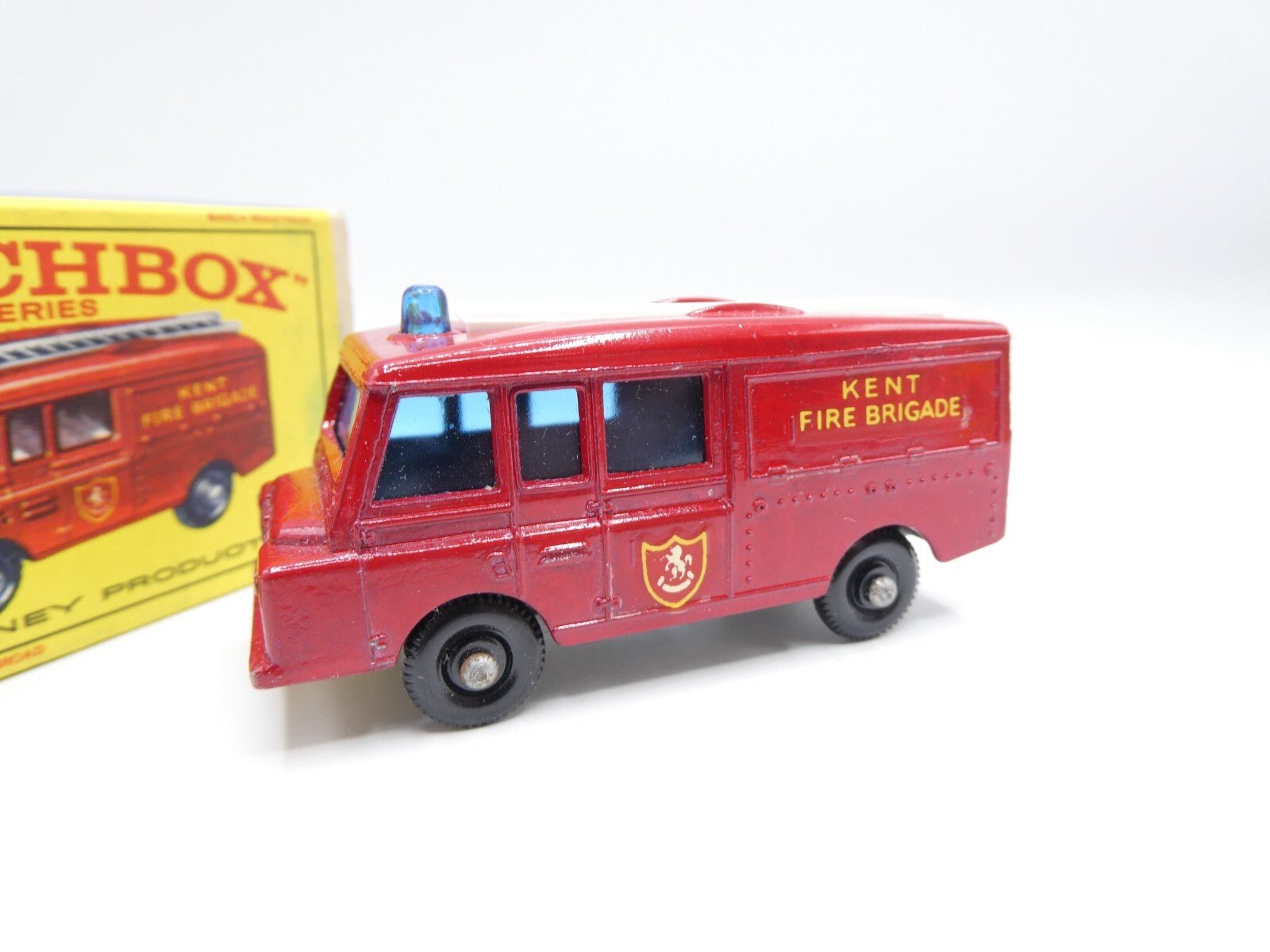Matchbox Lesney 57c Land Rover Fire Truck BPW - Magic Matchbox
