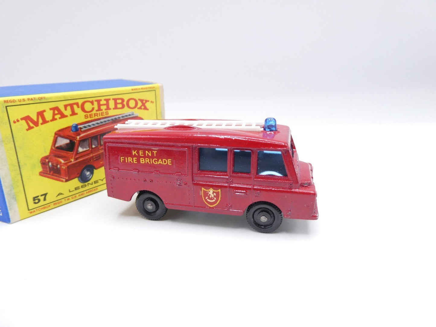 Matchbox Lesney 57c Land Rover Fire Truck BPW - Magic Matchbox