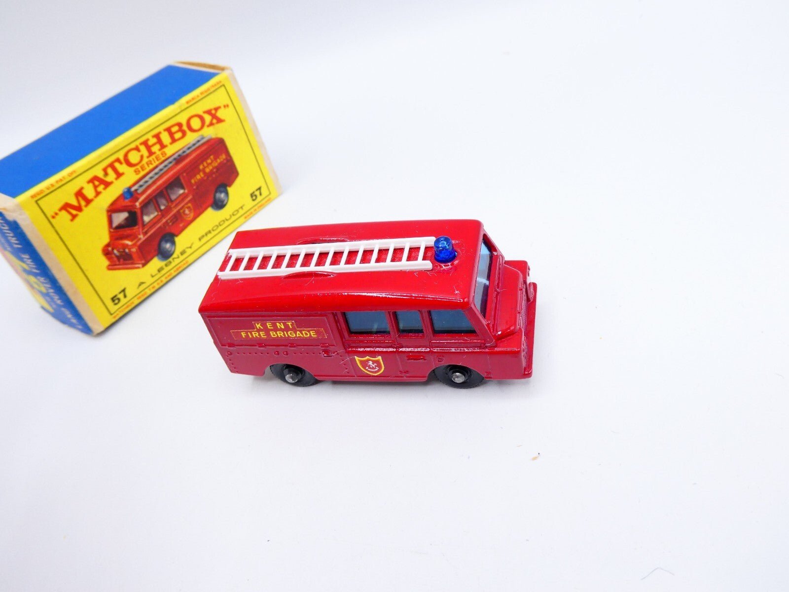 Matchbox Lesney 57c Land Rover Fire Truck BPW - Magic Matchbox