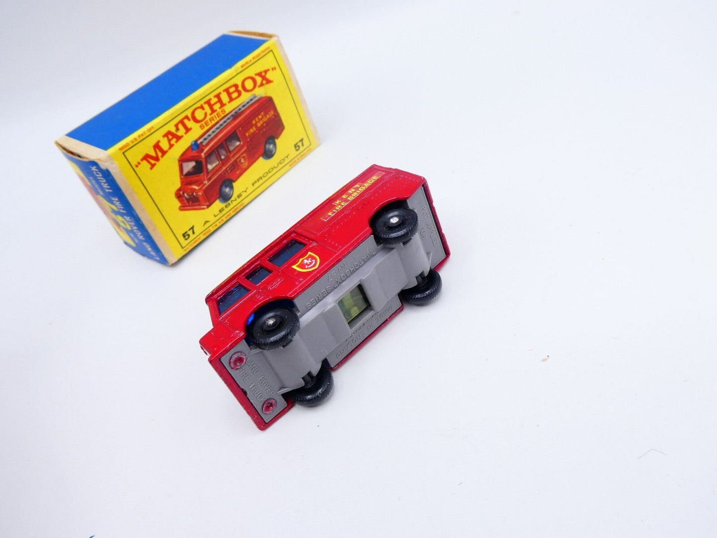 Matchbox Lesney 57c Land Rover Fire Truck BPW - Magic Matchbox