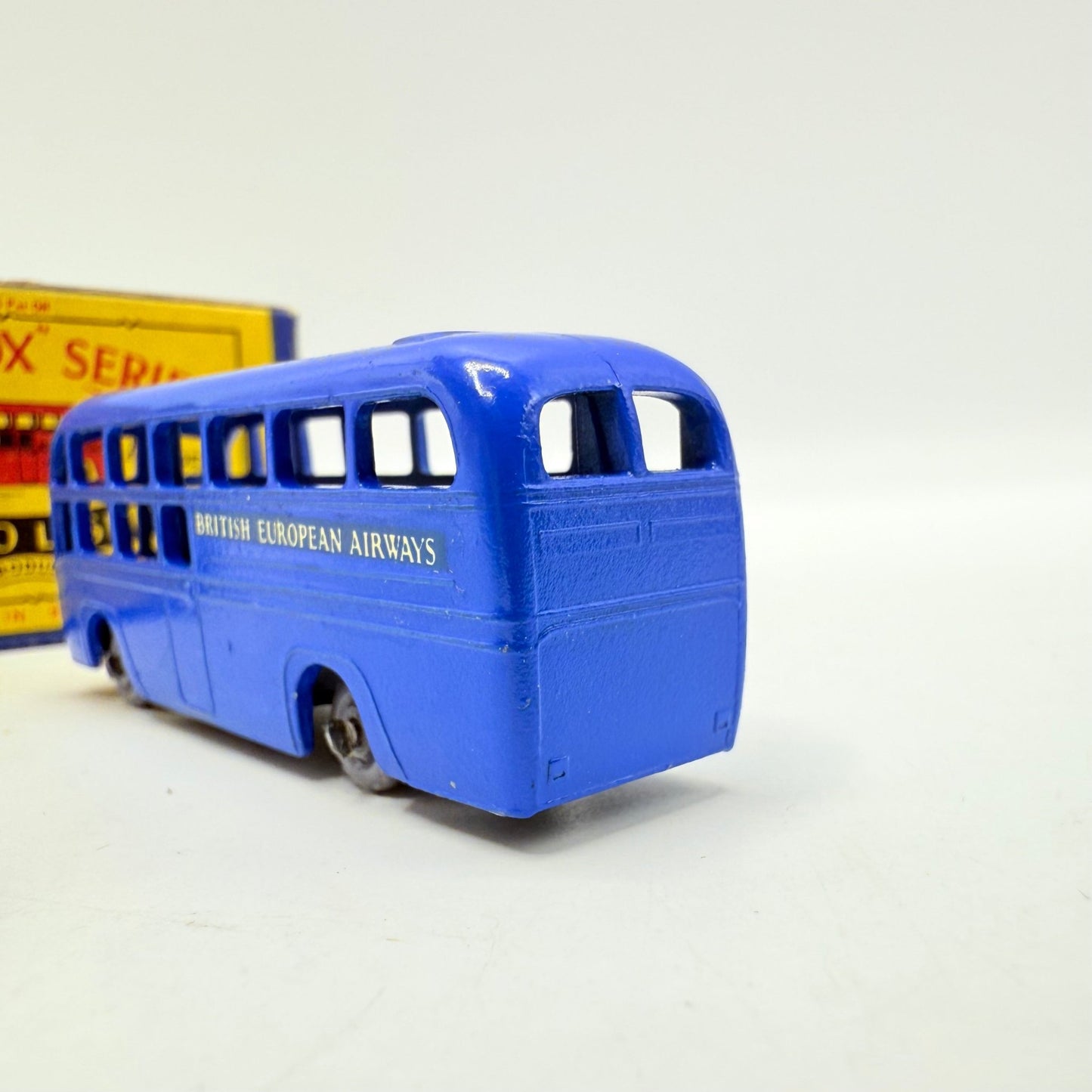 Matchbox Lesney 58a AEC BEA Coach GPW - Magic Matchbox