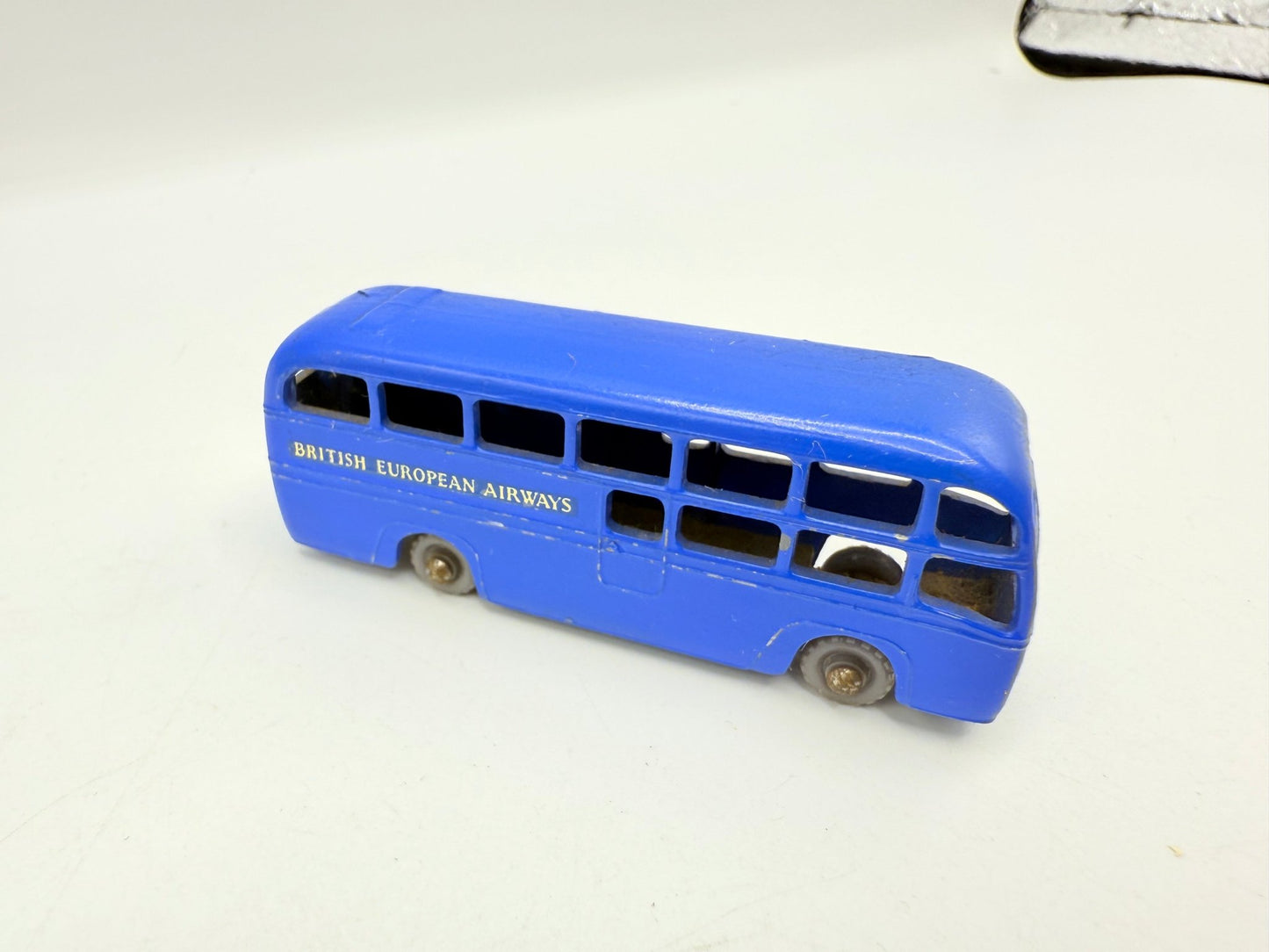 Matchbox Lesney 58a AEC BEA Coach GPW - Magic Matchbox