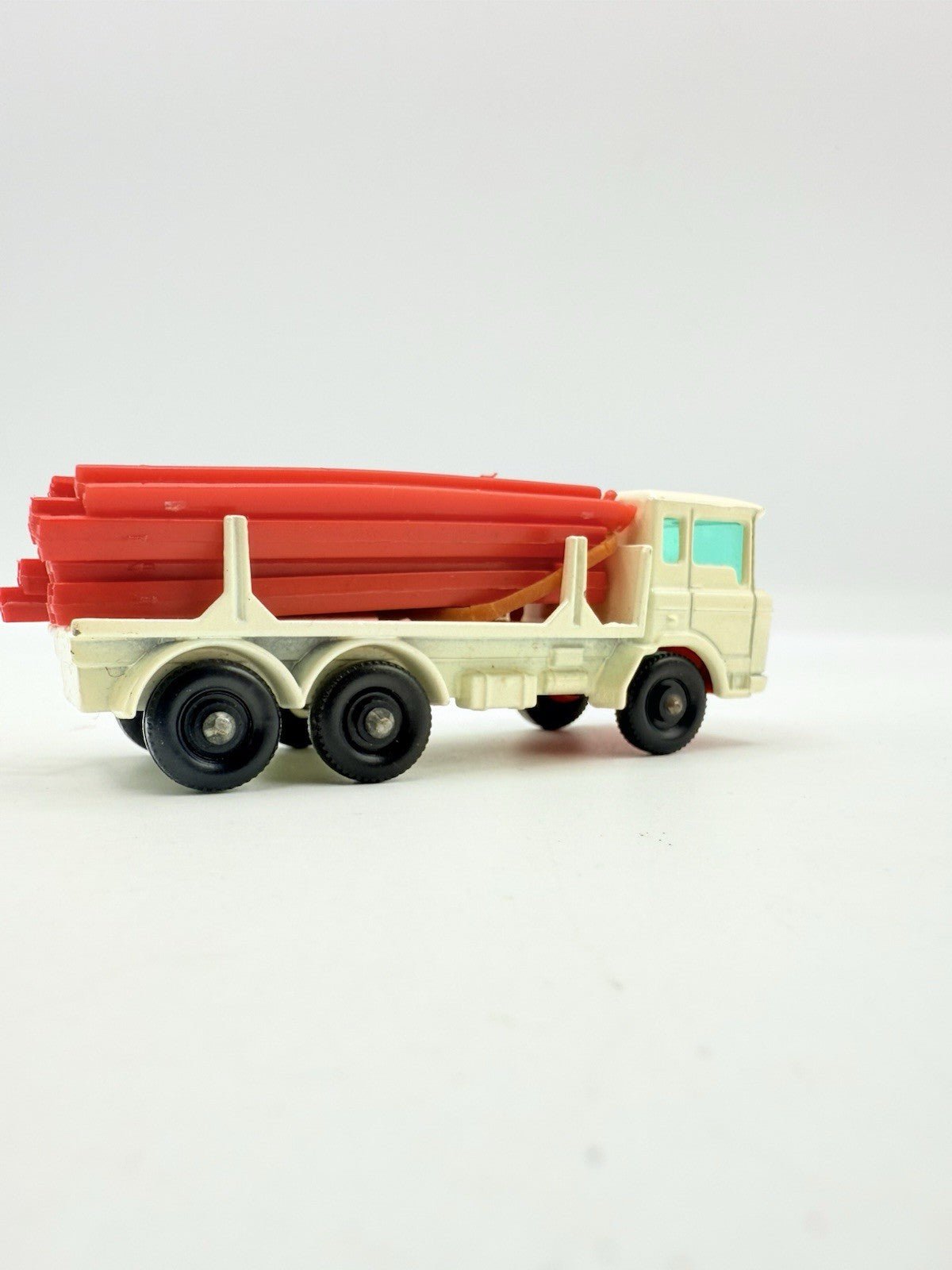 Matchbox Lesney 58c DAF Girder Truck With Girders (12) - Magic Matchbox