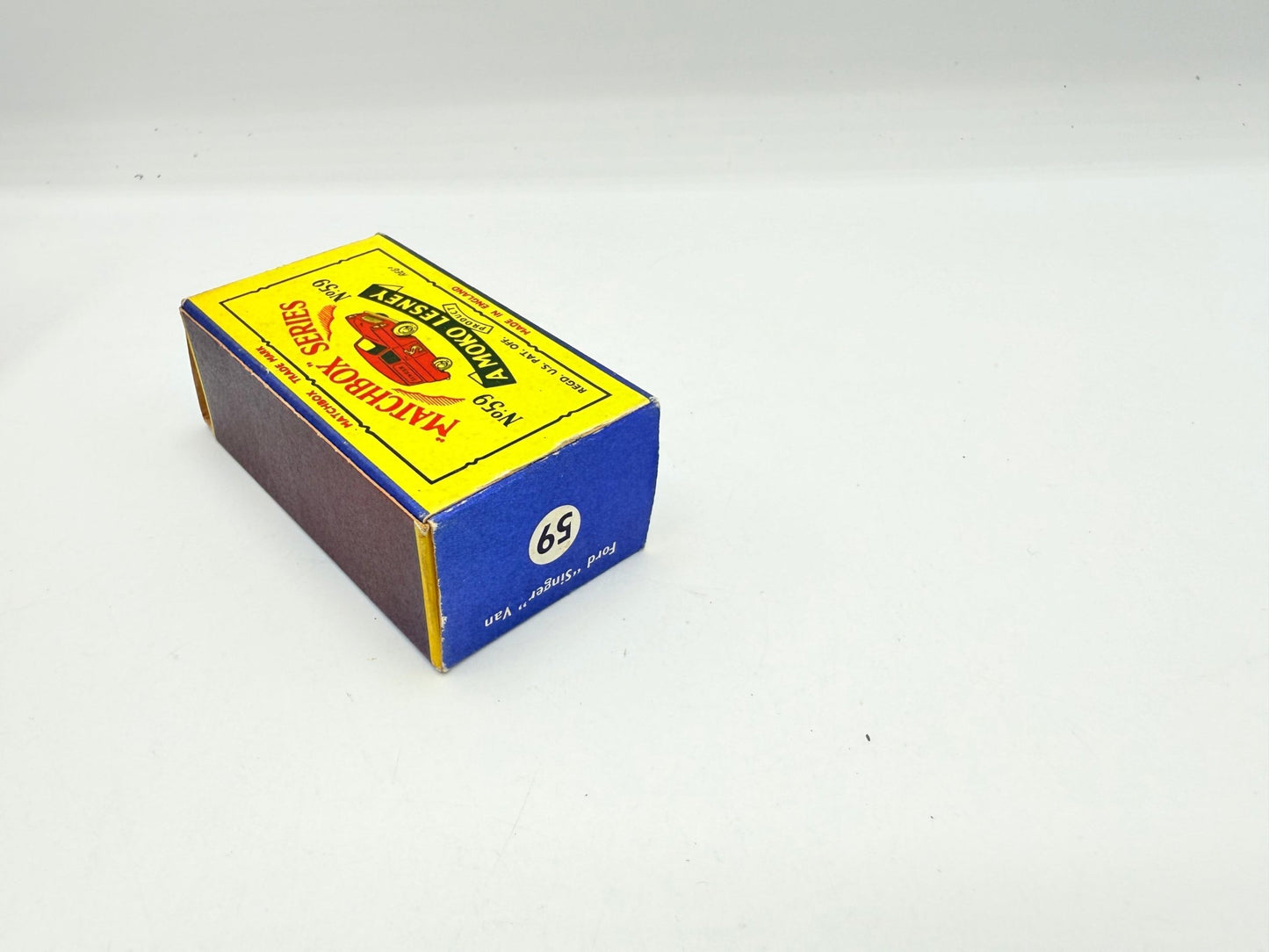 Matchbox Lesney 59a Ford Thames Singer Van SPW - Magic Matchbox
