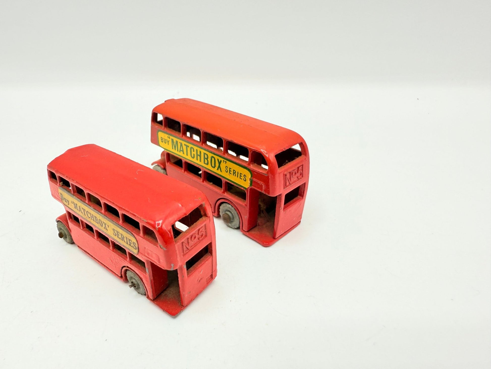 Matchbox Lesney 5a & 5b London Buses - Magic Matchbox