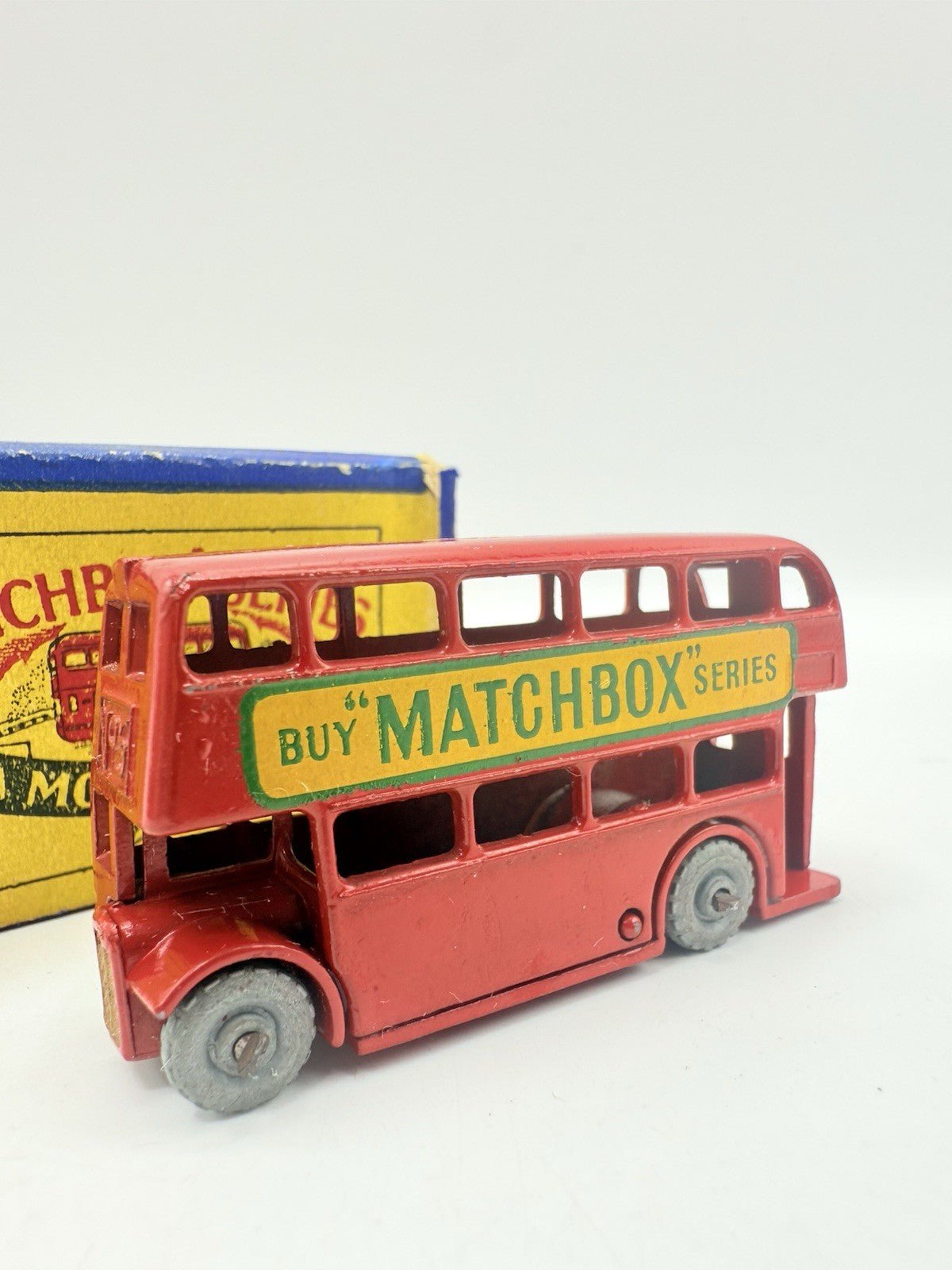 Matchbox Lesney 5b London Bus - Magic Matchbox