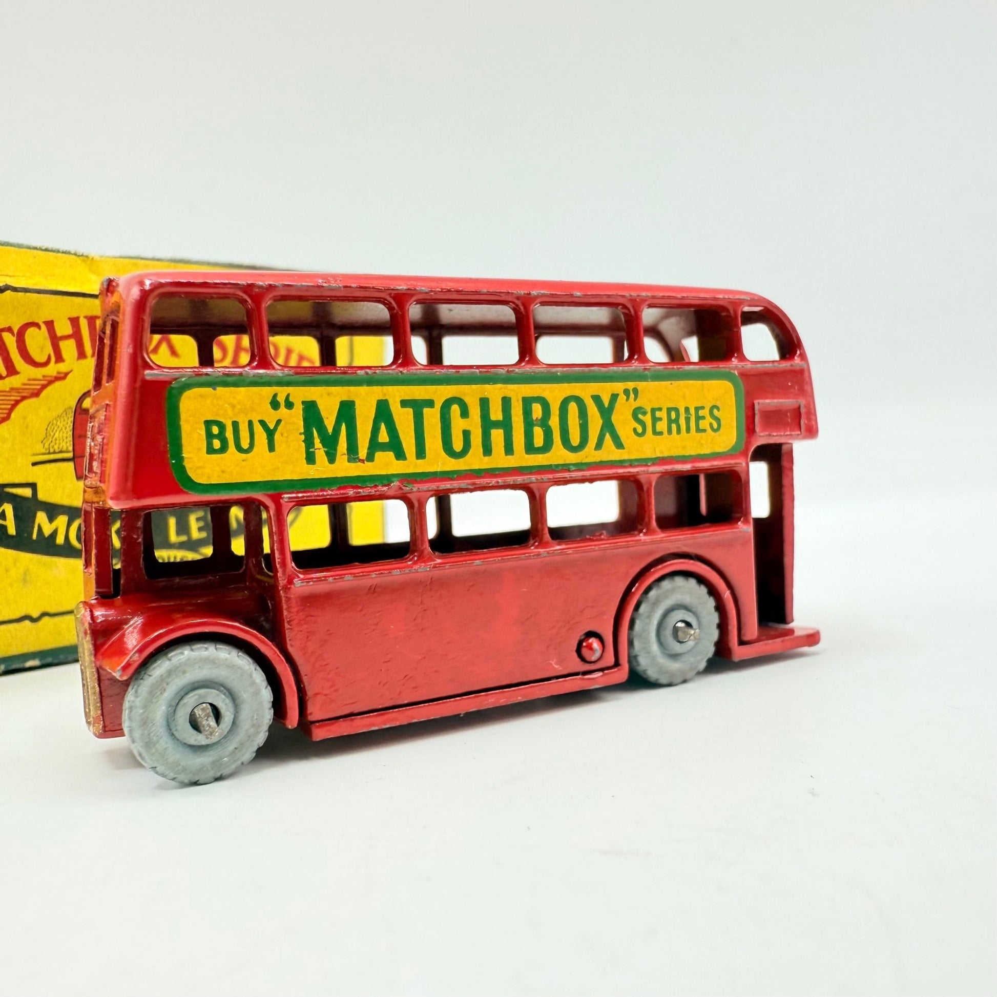 Matchbox Lesney 5b London Bus GPW - Magic Matchbox
