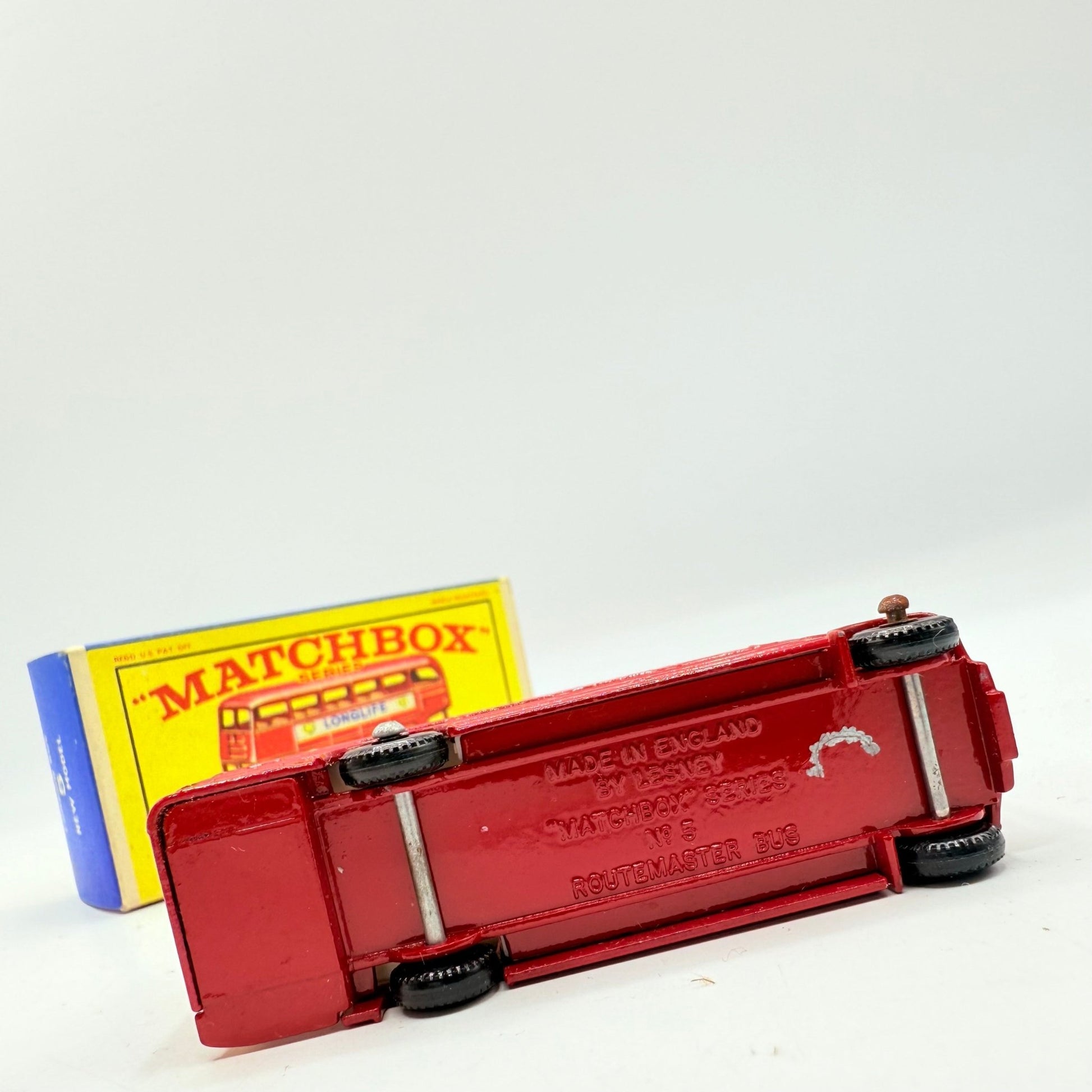 Matchbox Lesney 5d Routemaster Bus - Magic Matchbox